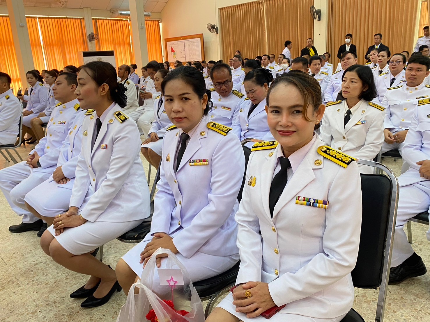 จังหวัดนครพนม   จัดกิจกรรมวันที่ระลึกพระบาทสมเด็จพระนั่งเกล้าเจ้าอยู่หัว พระมหาเจษฎาราชเจ้า และวันข้าราชการพลเรือน ประจำปี 2567