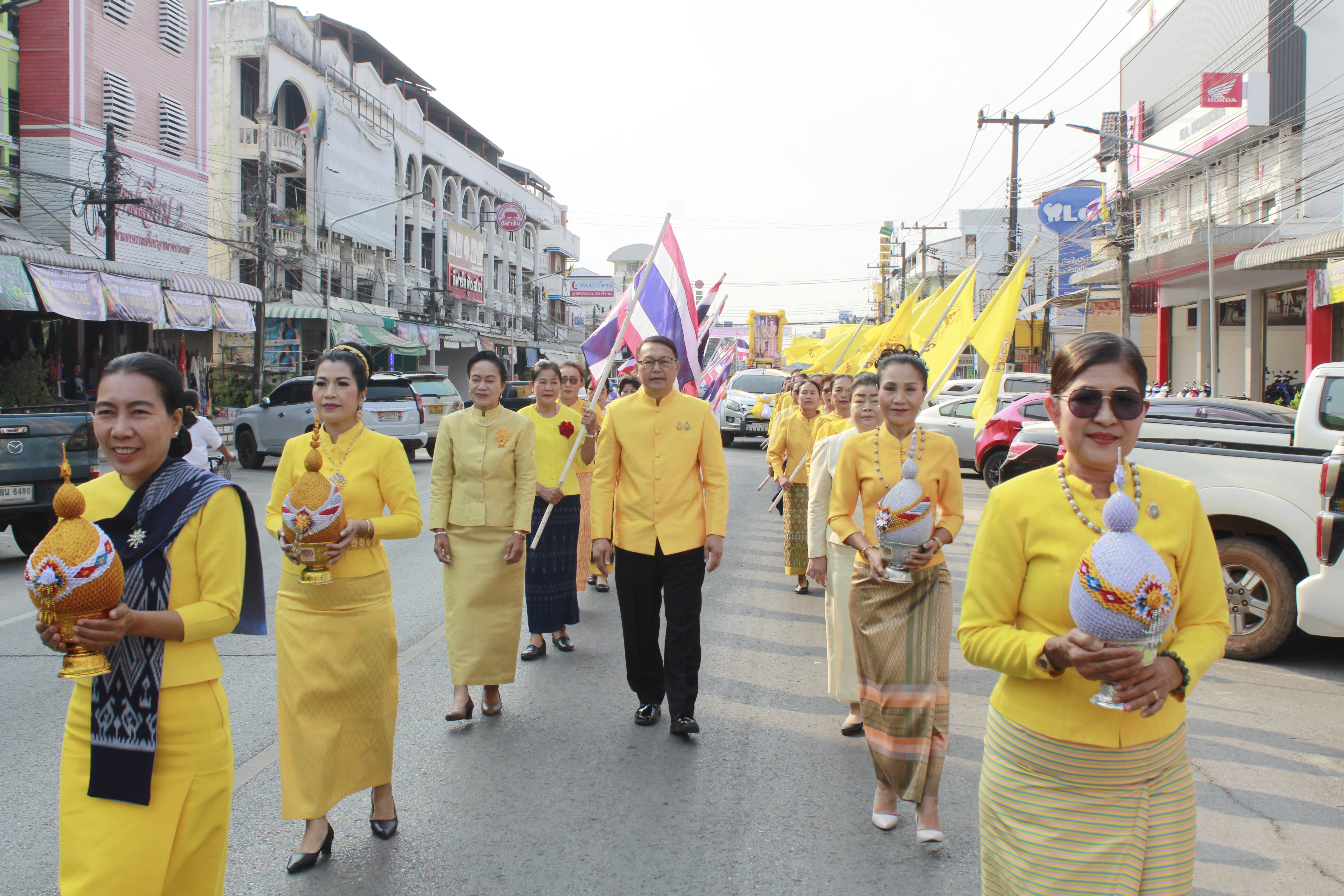 จังหวัดนครพนม   จัดโครงการรวมพลังสตรีศรีนครพนม “เทิดไท้องค์ราชัน” กิจกรรมเนื่องในวันสตรีสากลจังหวัดนครพนม ประจำปี 2567 และกิจกรรมมหกรรมการออม 50 ปี ทุนชุมชนขับเคลื่อนเศรษฐกิจฐานราก