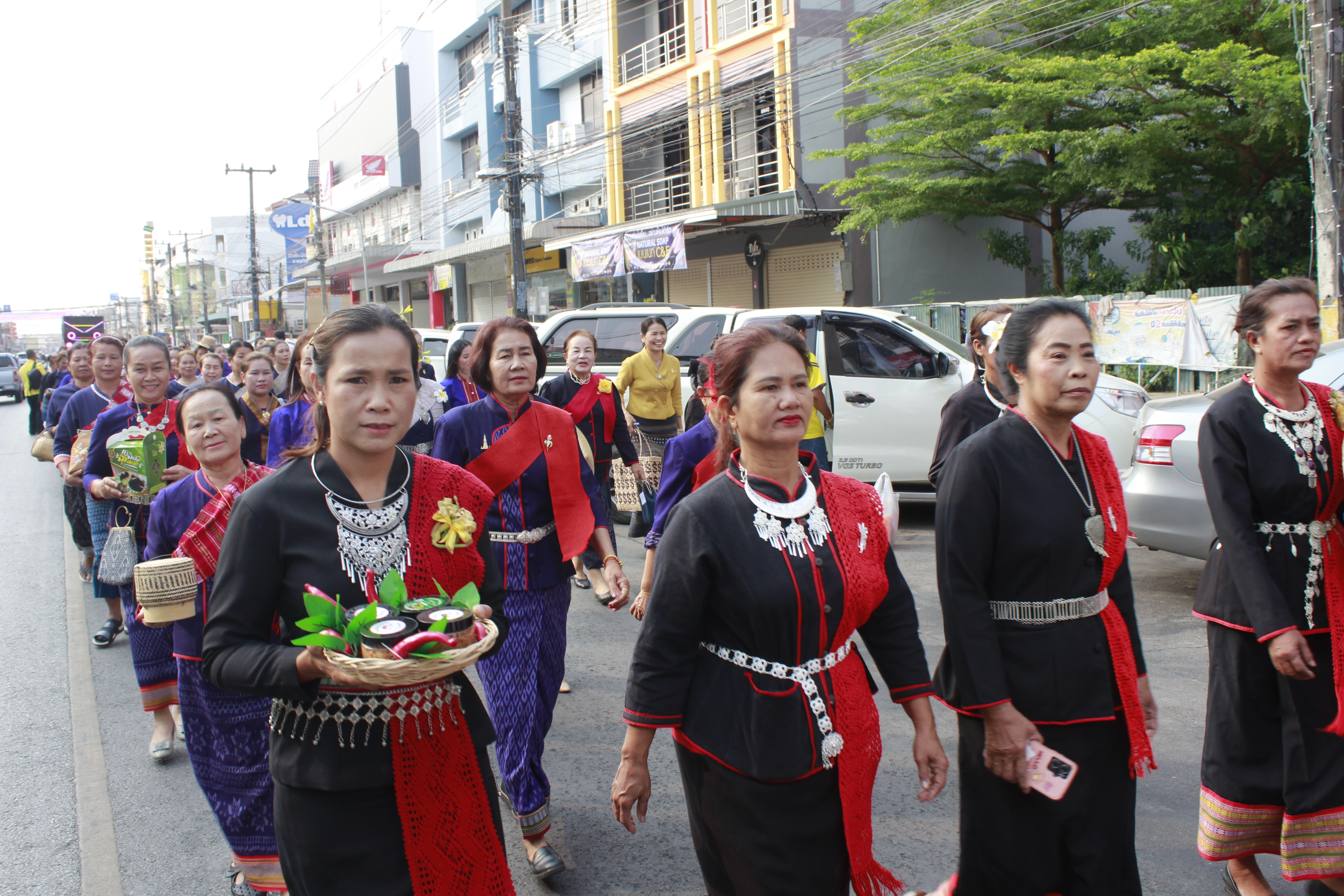 จังหวัดนครพนม   จัดโครงการรวมพลังสตรีศรีนครพนม “เทิดไท้องค์ราชัน” กิจกรรมเนื่องในวันสตรีสากลจังหวัดนครพนม ประจำปี 2567 และกิจกรรมมหกรรมการออม 50 ปี ทุนชุมชนขับเคลื่อนเศรษฐกิจฐานราก