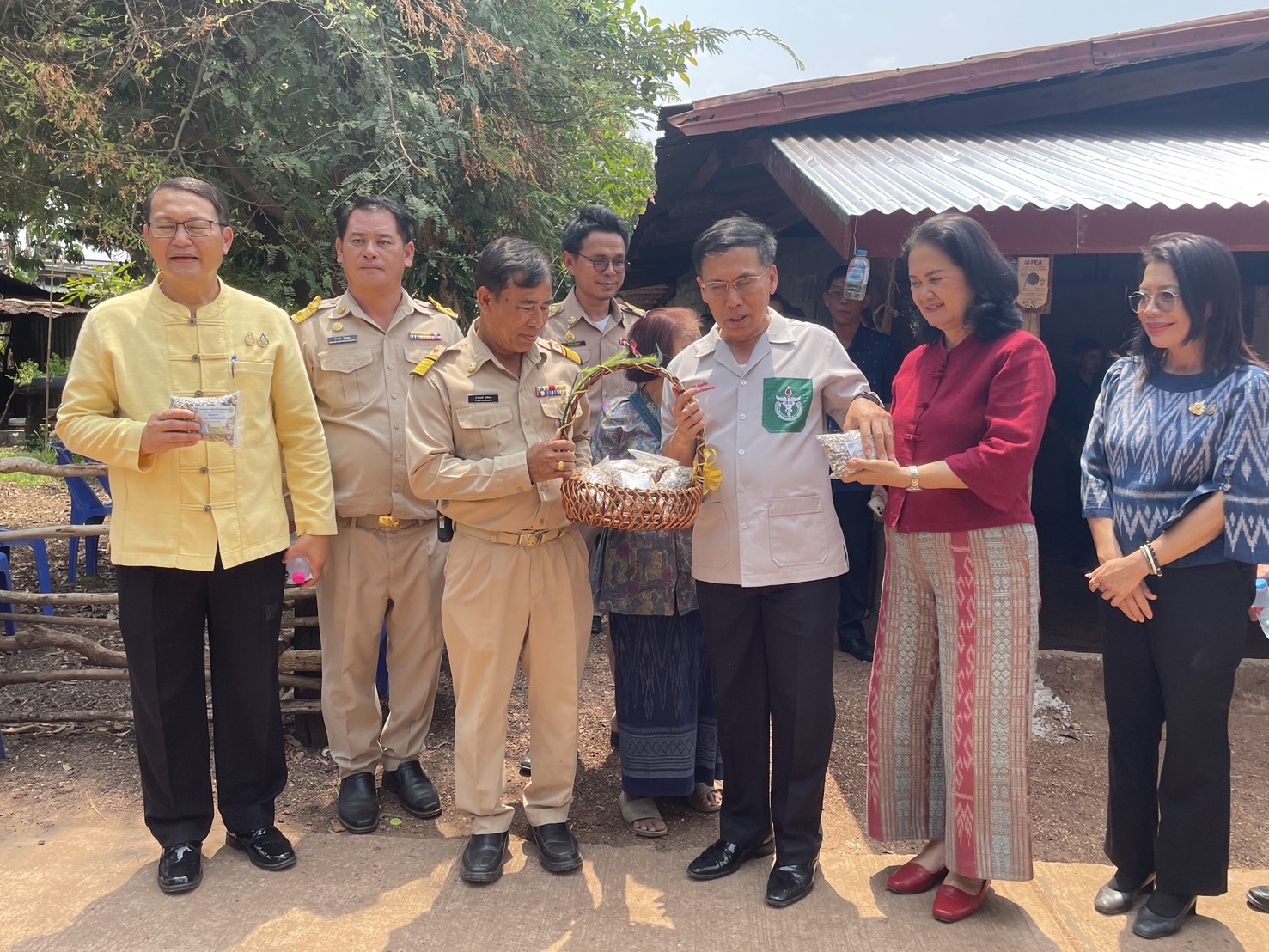 จังหวัดนครพนม   รุกขับเคลื่อน “นครพนม สร้างสังคมอุดมสุข ทุกช่วงวัยอย่างยั่งยืน” ประจำปี 2567 พื้นที่อำเภอบ้านแพง