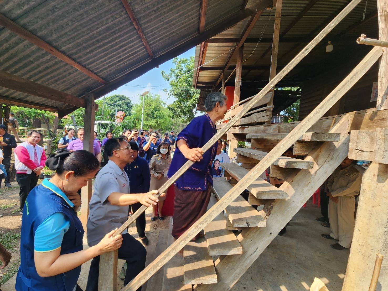 จังหวัดนครพนม   รุกขับเคลื่อน “นครพนม สร้างสังคมอุดมสุข ทุกช่วงวัยอย่างยั่งยืน” ประจำปี 2567 พื้นที่อำเภอเรณูนคร