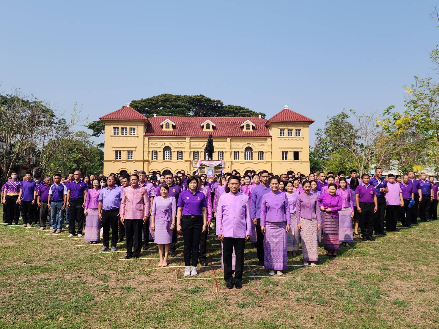 พช.นครพนม   ร่วมกิจกรรมเดินเทิดพระเกียรติและพิธีลงนามถวายพระพรสมเด็จพระกนิษฐาธิราชเจ้า กรมสมเด็จพระเทพรัตนราชสุดาฯ สยามบรมราชกุมารี เนื่องในโอกาสวันคล้ายวันพระราชสมภพ 2 เมษายน พร้อมดำเนินกิจกรรมแปรอักษร “เรารักพระเทพ” และเปิดนิทรรศการมรดกศิลปวัฒนธรรมของชาติ เนื่องในวันอนุรักษ์มรดกไทย
