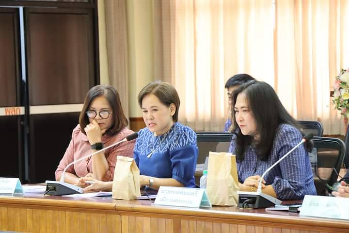 พช.นครพนม   ร่วมประชุมเตรียมความพร้อมการจัดงานประเพณีสงกรานต์นครพนม ประจำปี 2567