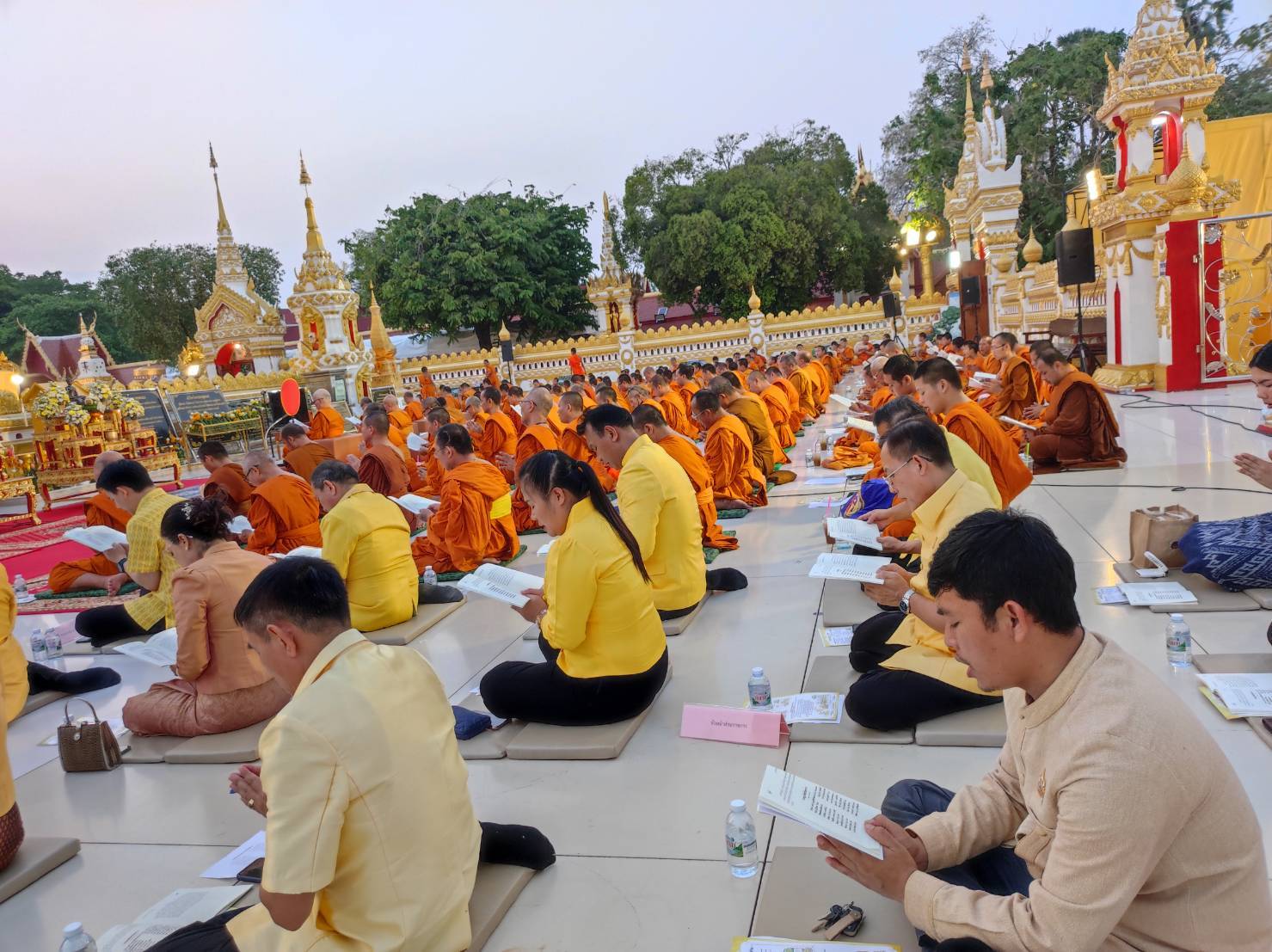 พช.นครพนม   ร่วมพิธีเจริญพระพุทธมนต์เฉลิมพระเกียรติถวายพระพรชัยมงคล พระบาทสมเด็จพระเจ้าอยู่หัว เนื่องในโอกาสเฉลิมพระชนมพรรษา 6 รอบ 28 กรกฎาคม 2567 และเฉลิมพระเกียรติ สมเด็จพระกนิษฐาธิราช กรมสมเด็จพระเทพรัตนราชสุดาฯ สยามบรมราชกุมารี