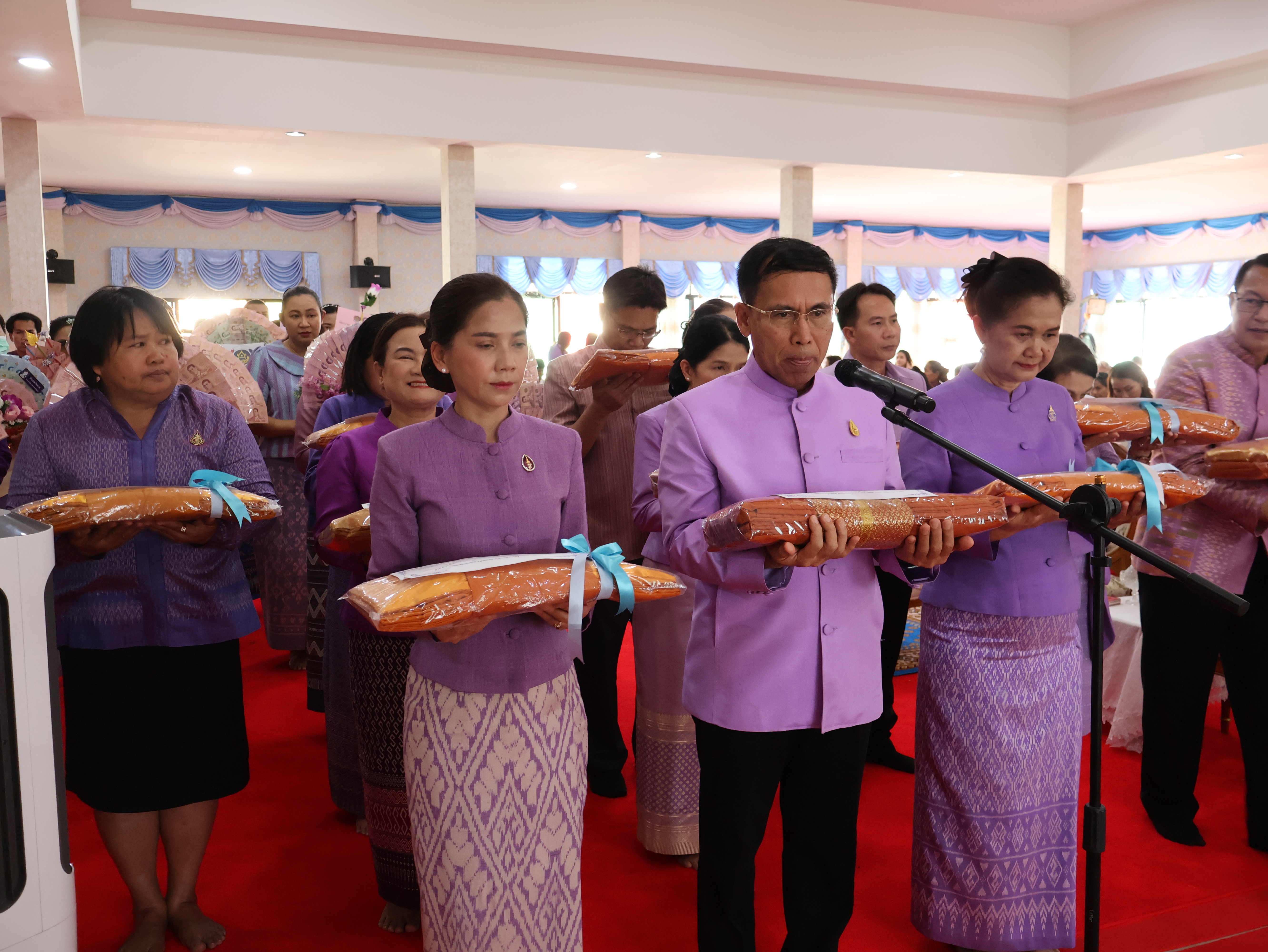 จังหวัดนครพนม   จัดพิธีทอดผ้าป่าสมทบกองทุนพัฒนาเด็กชนบทในพระราชูปถัมภ์ สมเด็จพระเทพรัตนราชสุดาฯ สยามบรมราชกุมารี จังหวัดนครพนม ประจำปี พ.ศ. 2567
