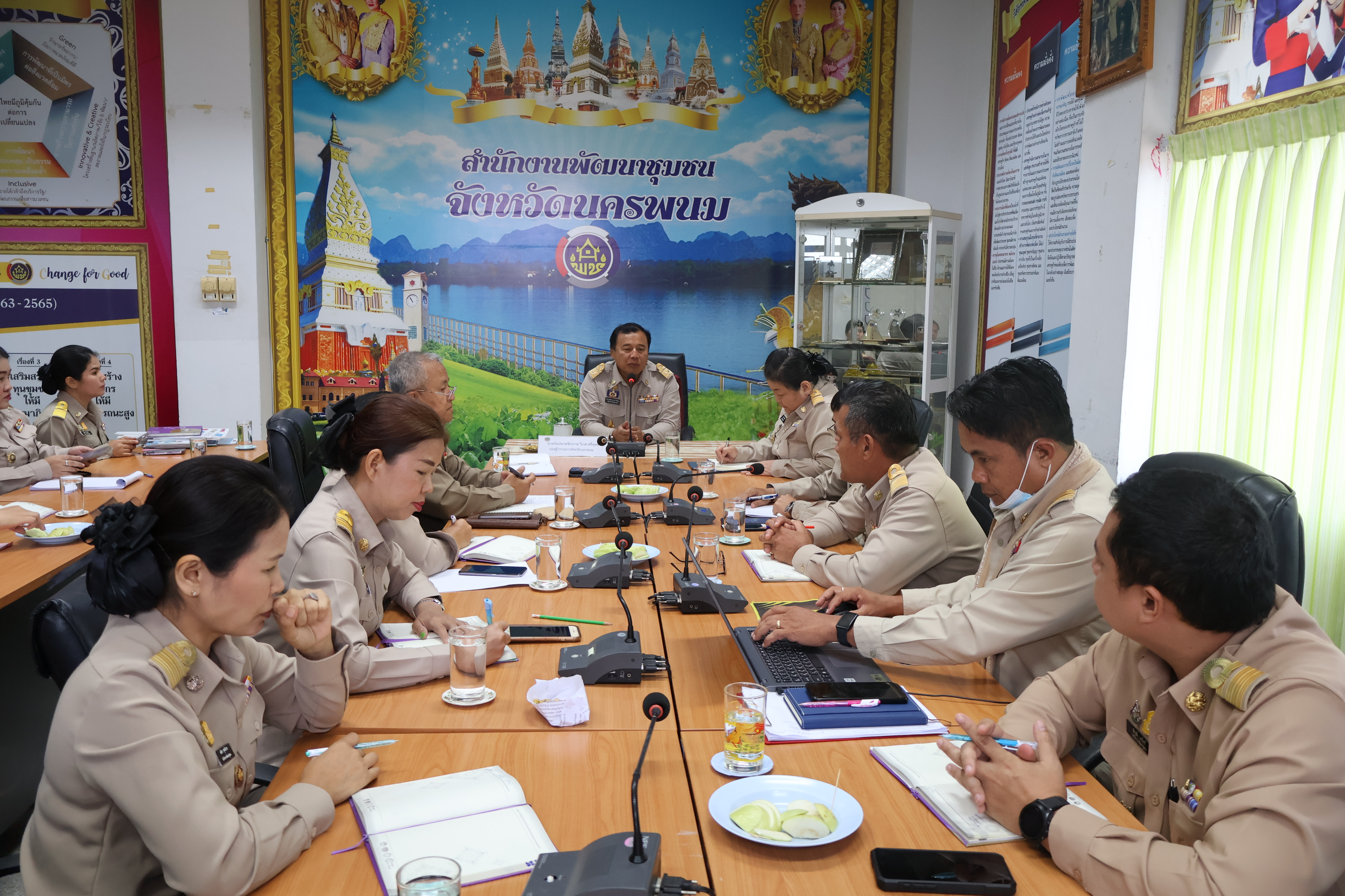 รองผู้ว่าฯ นครพนม   ติดตามผลการปฏิบัติงานสำนักงานพัฒนาชุมชนจังหวัดนครพนม ประจำปี 2567