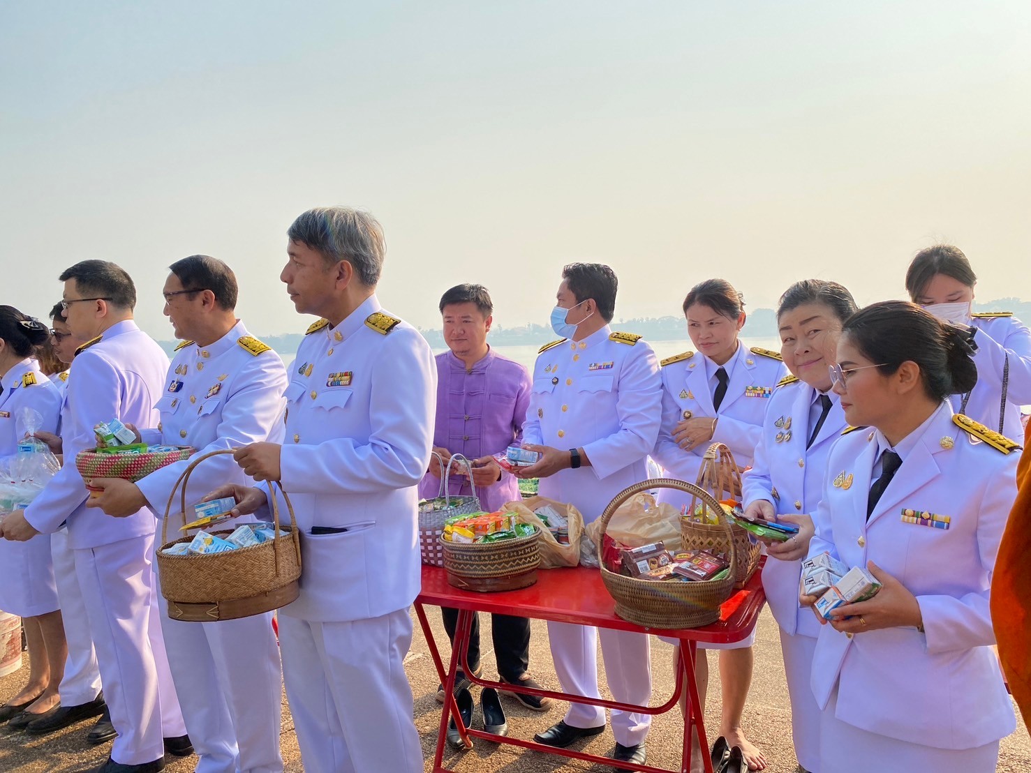 พช.นครพนม   ร่วมพิธีเจริญพระพุทธมนต์ ทำบุญตักบาตร ปล่อยพันธุ์ปลาถวายเป็นพระราชกุศล และถวายพระพรชัยมงคลเนื่องในโอกาสวันคล้ายวันพระราชสมภพ สมเด็จพระกนิษฐาธิราชเจ้า กรมสมเด็จพระเทพรัตนราชสุดาฯ สยามบรมราชกุมารี 2 เมษายน 2567