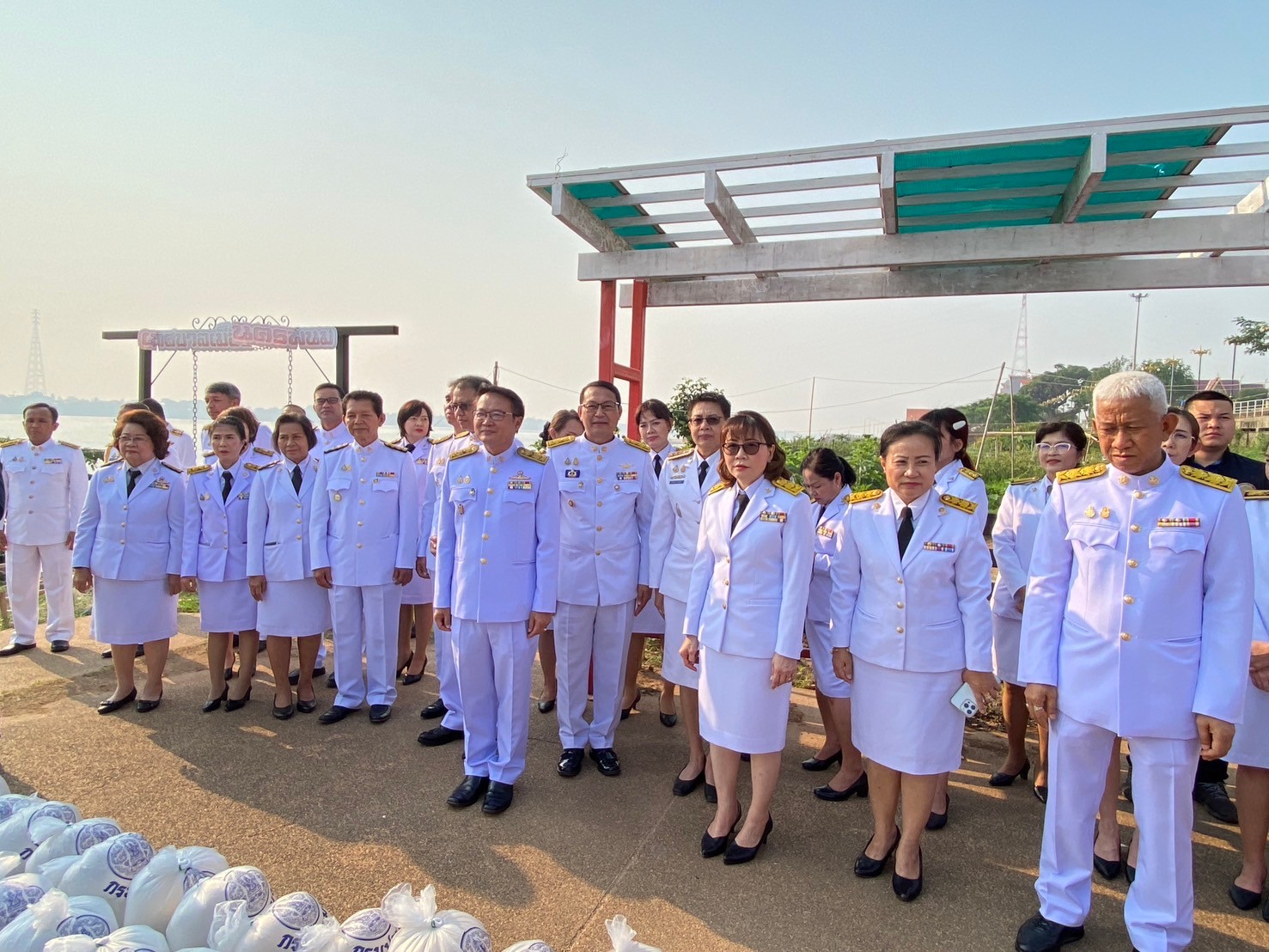 พช.นครพนม   ร่วมพิธีเจริญพระพุทธมนต์ ทำบุญตักบาตร ปล่อยพันธุ์ปลาถวายเป็นพระราชกุศล และถวายพระพรชัยมงคลเนื่องในโอกาสวันคล้ายวันพระราชสมภพ สมเด็จพระกนิษฐาธิราชเจ้า กรมสมเด็จพระเทพรัตนราชสุดาฯ สยามบรมราชกุมารี 2 เมษายน 2567