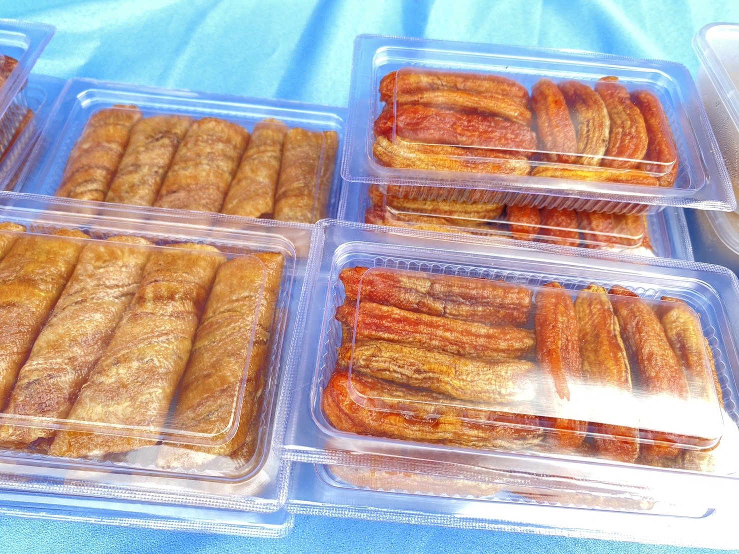 นครพนม   จัดแสดงและจำหน่ายผลผลิต โคก หนอง นา “ตลาดนัดโคก หนอง นา และอาหารปลอดภัย” สู่ความยั่งยืน