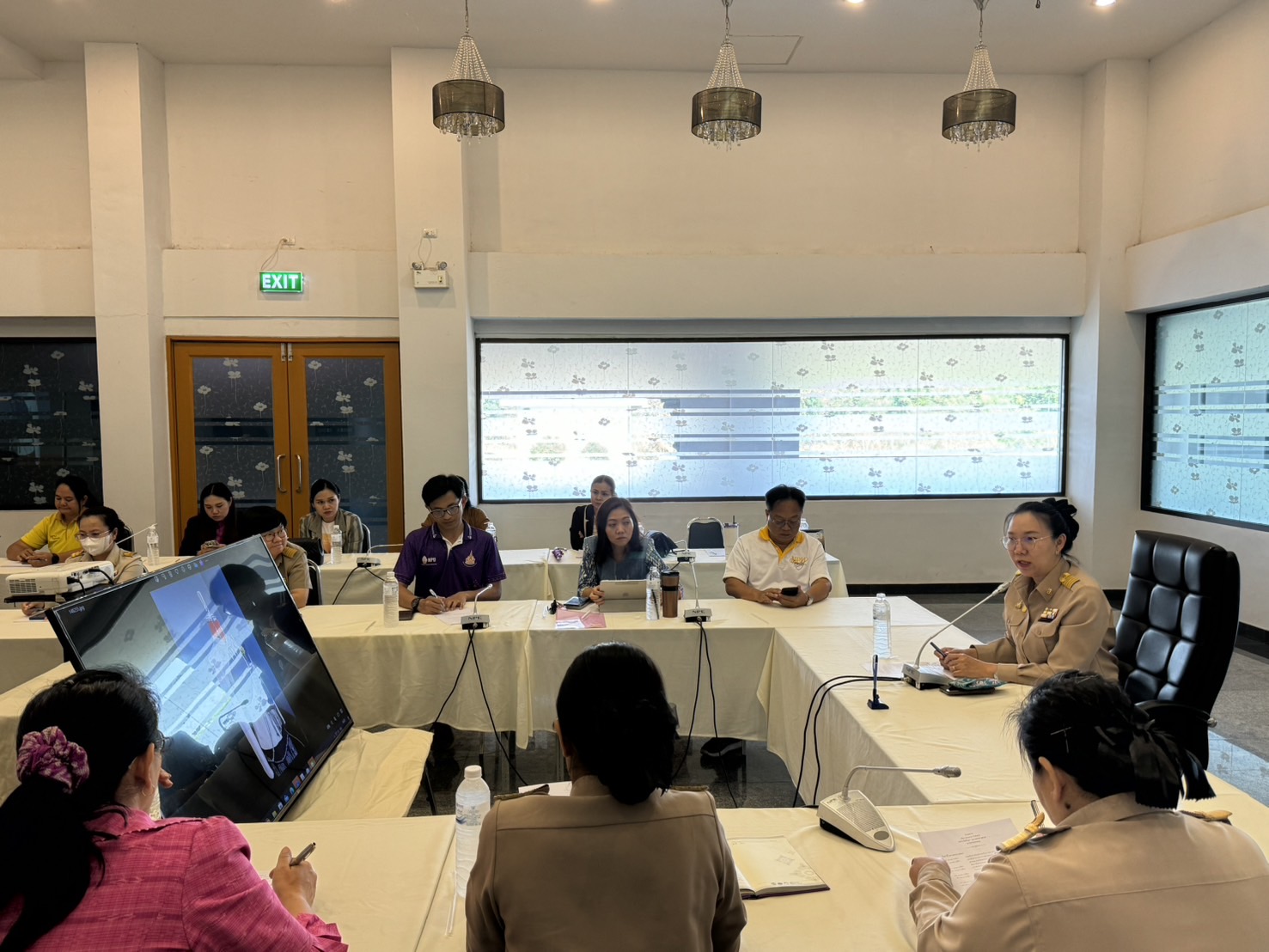 พช.นครพนม   ร่วมประชุมเตรียมความพร้อมการจัดแสดงสินค้าหนึ่งตำบล หนึ่งผลิตภัณฑ์ (OTOP) ในการต้อนรับคณะ Miss Universe Thailand