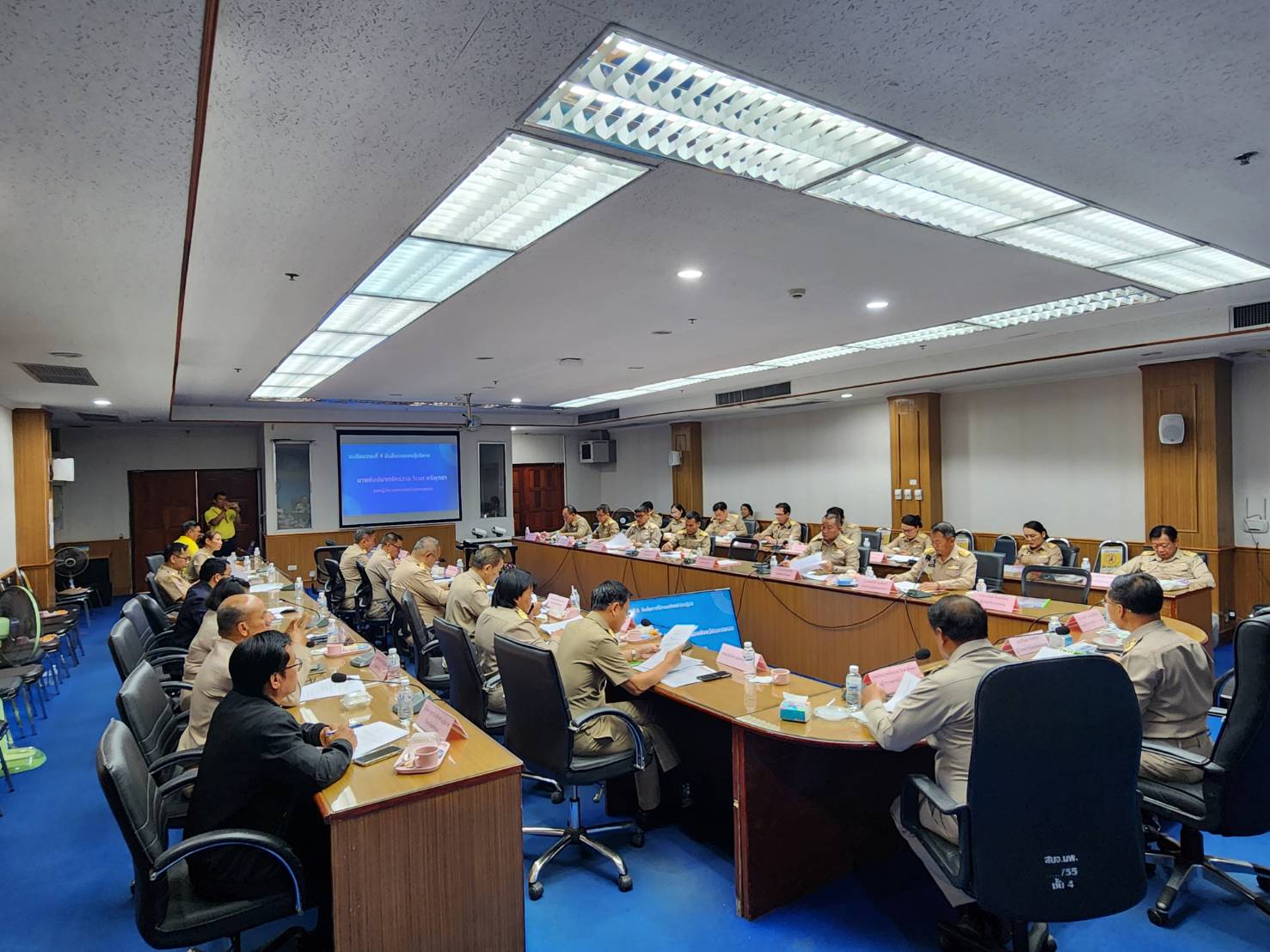 พช.นครพนม   ร่วมประชุมหัวหน้าส่วนมหาดไทย นายอำเภอ ขับเคลื่อนการพัฒนา และดูแลความเป็นอยู่ของประชาชน