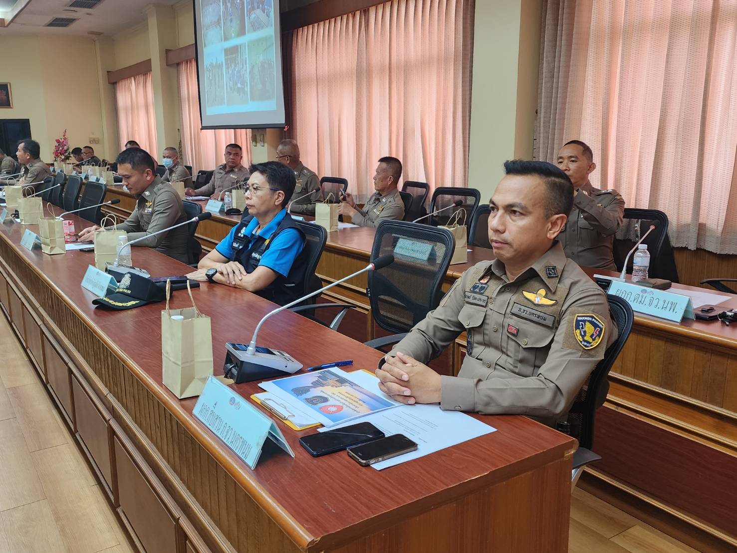 พช.นครพนม   ร่วมประชุม ศอ.ปส.จ.นพ. ขับเคลื่อนการป้องกันและปราบปรามยาเสพติด