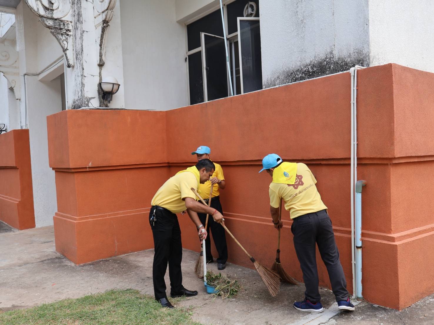 พช.นครพนม   ร่วมกิจกรรมจิตอาสา Big Cleaning เนื่องในวันฉัตรมงคล 2567