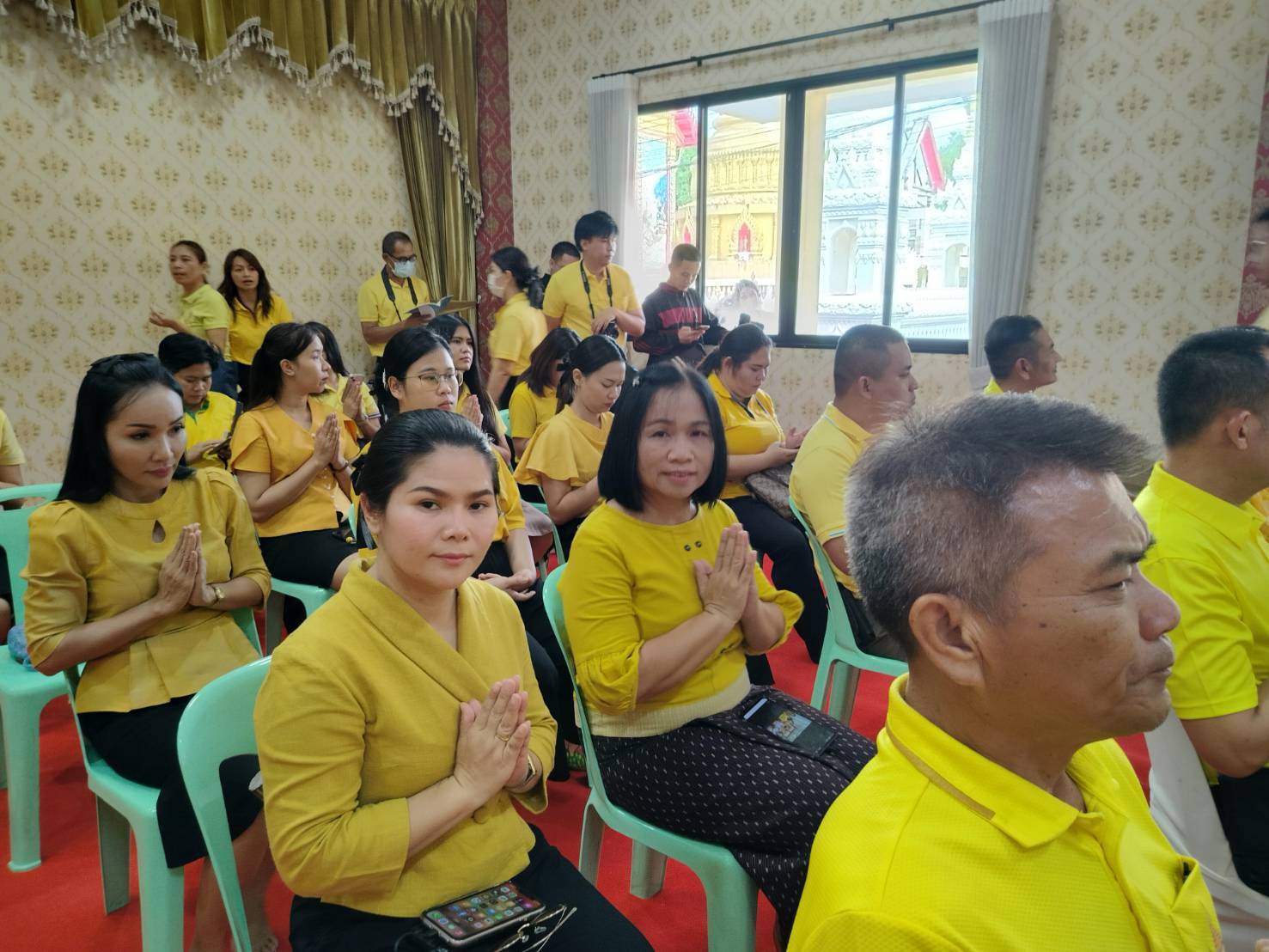 พช.นครพนม   ร่วมพิธีเจริญพระพุทธมนต์เฉลิมพระเกียรติถวายพระพรชัยมงคลแด่พระบาทสมเด็จพระเจ้าอยู่หัว