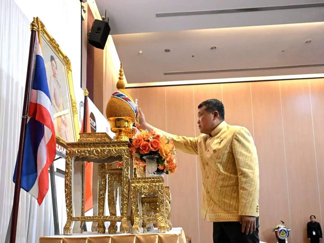ปลัด มท.   นำคณะผู้เชี่ยวชาญผ้าไทย ลงพื้นที่เมืองดอกคูน coaching ผู้ประกอบการผ้าและงานหัตถกรรม 20 จังหวัดภาคอีสาน เน้นย้ำ มุ่งมั่นน้อมนำพระดำริเจ้าฟ้าสิริวัณณวรีฯ Change for Good ทำให้ผ้าไทยเป็นที่ถูกอกถูกใจคนทุกเพศ ทุกวัย ทุกโอกาส สร้างความมั่นคงด้านเครื่องนุ่งห่มให้กับประเทศชาติอย่างยั่งยืน