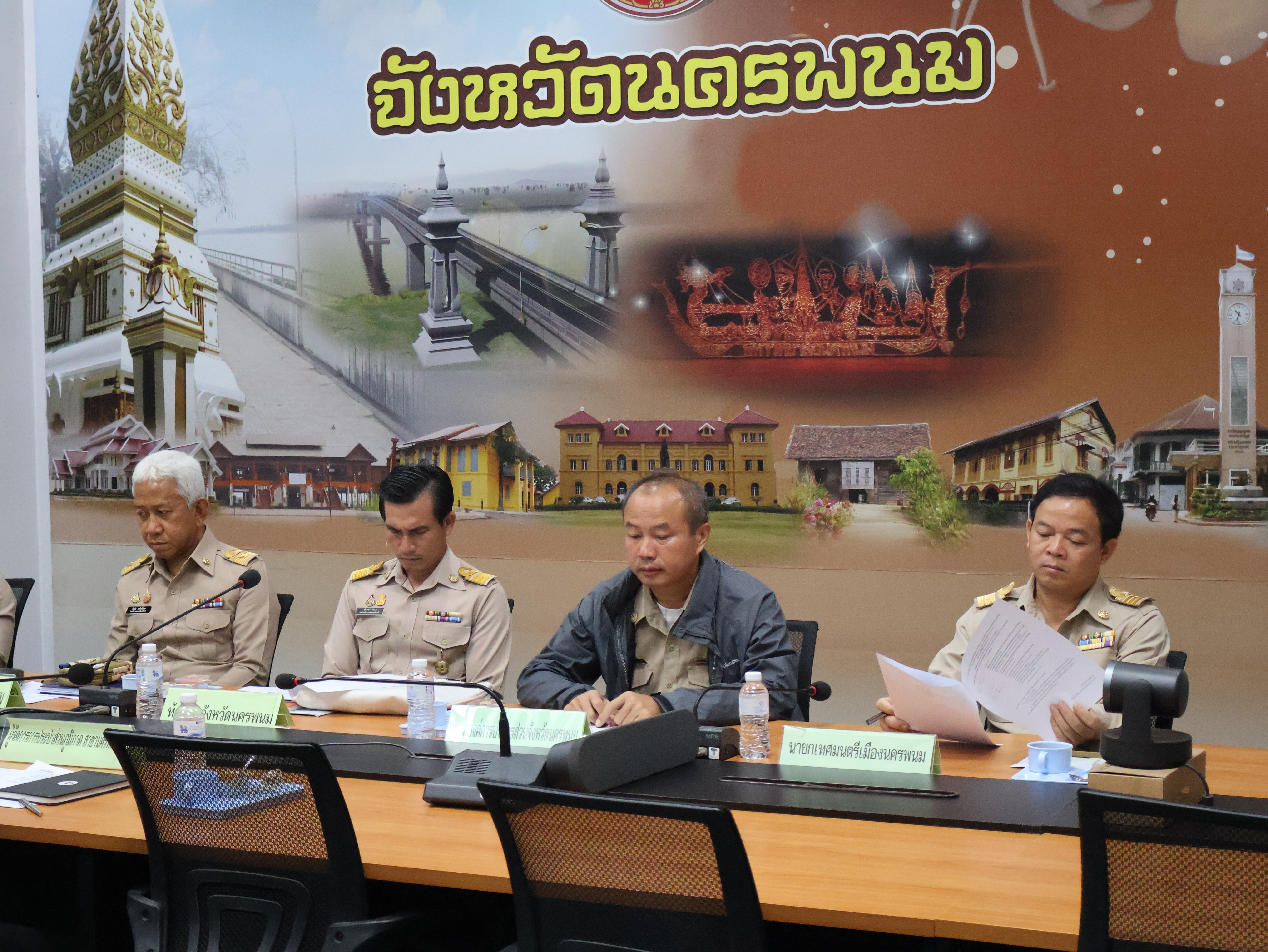 พช.นครพนม   ร่วมการประชุมขับเคลื่อนและติดตามนโยบายของรัฐบาลและภารกิจสำคัญของปลัดกระทรวงมหาดไทย ประจำปีงบประมาณ พ.ศ. 2567 เดือนพฤษภาคม 2567 ผ่านระบบวีดิทัศน์ทางไกล (vcs)