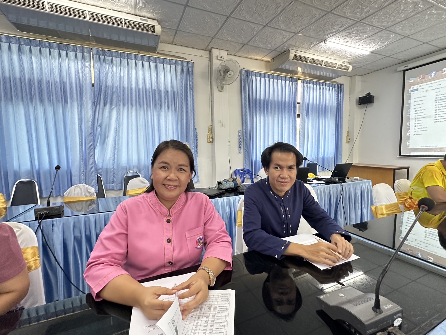 พช.นครพนม    เร่งนำทีมลงพื้นที่ประชุมเชิงปฏิบัติการบริหารจัดการหนี้กองทุนพัฒนาบทบาทสตรี จังหวัดนครพนม