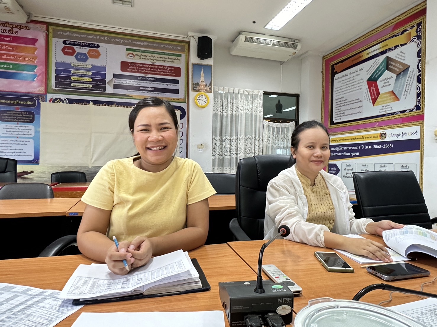 พช.นครพนม    ร่วมการประชุมชี้แจง เร่งรัด กำกับ ติดตามการดำเนินงานกองทุนพัฒนาบทบาทสตรี ผ่านระบบวีดิทัศน์ทางไกล (Video Conference) ครั้งที่ 4/2567