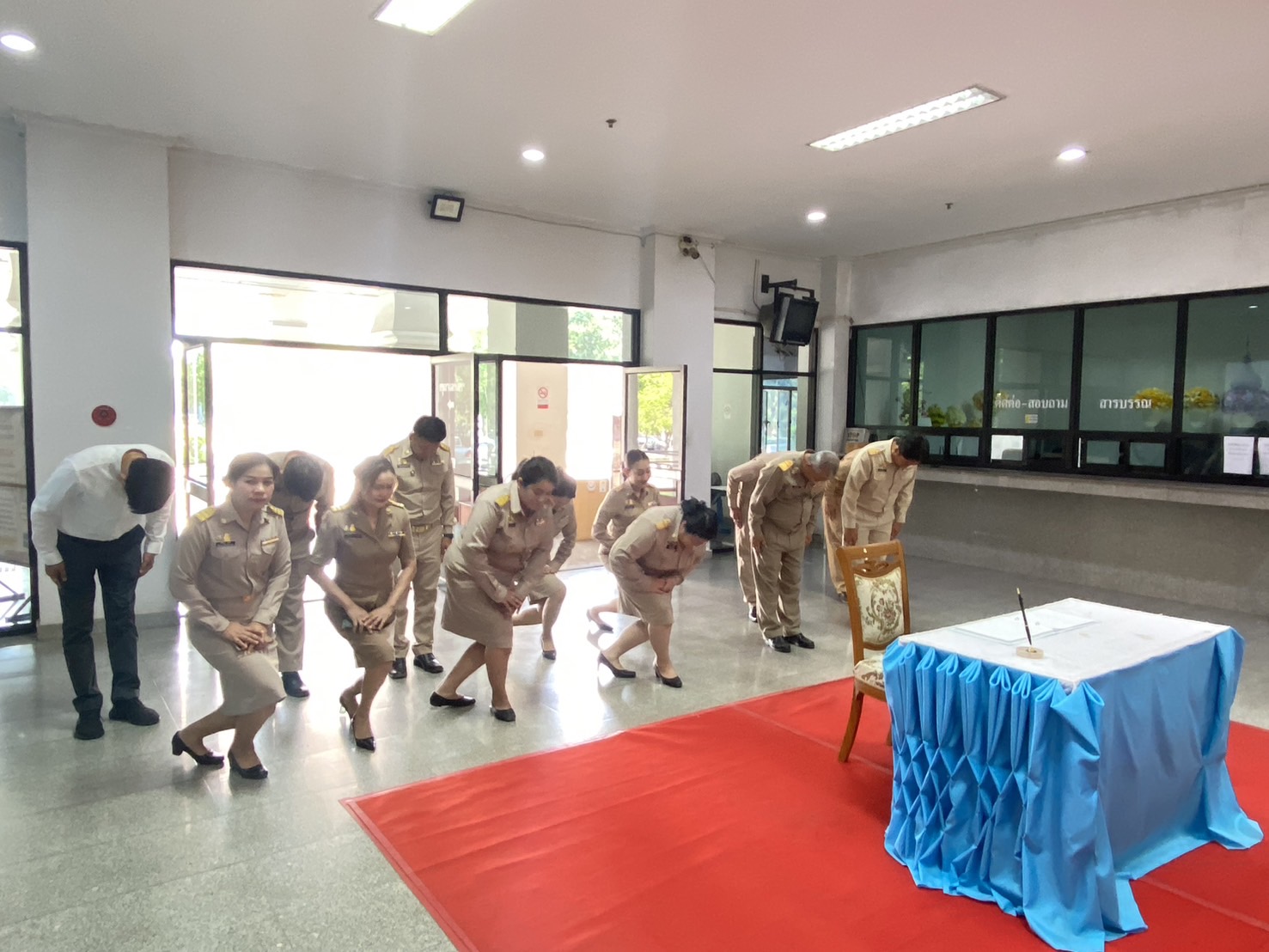 พช.นครพนม   ร่วมลงนามถวายพระพร สมเด็จพระเจ้าลูกยาเธอ เจ้าฟ้าทีปังกรรัศมีโชติ มหาวชิโรตตมางกูร สิริวิบูลยราชกุมาร เนื่องในโอกาสวันคล้ายวันประสูติ วันที่ 29 เมษายน 2567