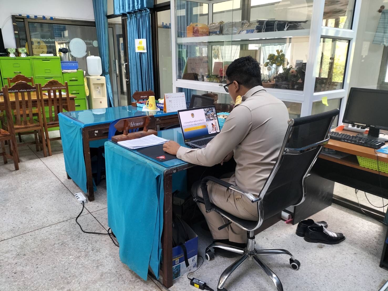 พช.นครพนม   ร่วมประชุมเตรียมความพร้อมการดำเนินงานโครงการการส่งเสริมการพัฒนาชุมชนธรรมาภิบาล  ผ่านระบบวีดิทัศน์ทางไกล (Vide Conference)