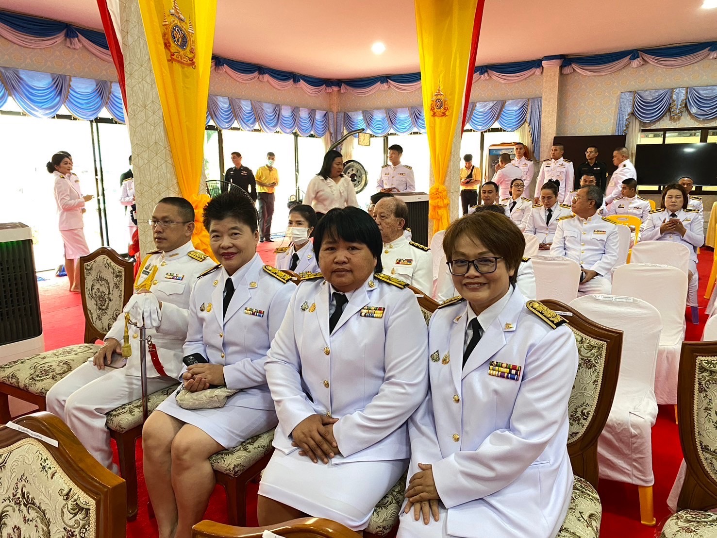 พช.นครพนม   ร่วมพิธีเจริญพระพุทธมนต์และพิธีทำบุญตักบาตร เฉลิมพระเกียรติสมเด็จพระเจ้าลูกยาเธอ เจ้าฟ้าทีปังกรรัศมีโชติ มหาวชิโรตตมางกูร สิริวิบูลยราชกุมาร เนื่องในโอกาสวันคล้ายวันประสูติ 29 เมษายน 2567
