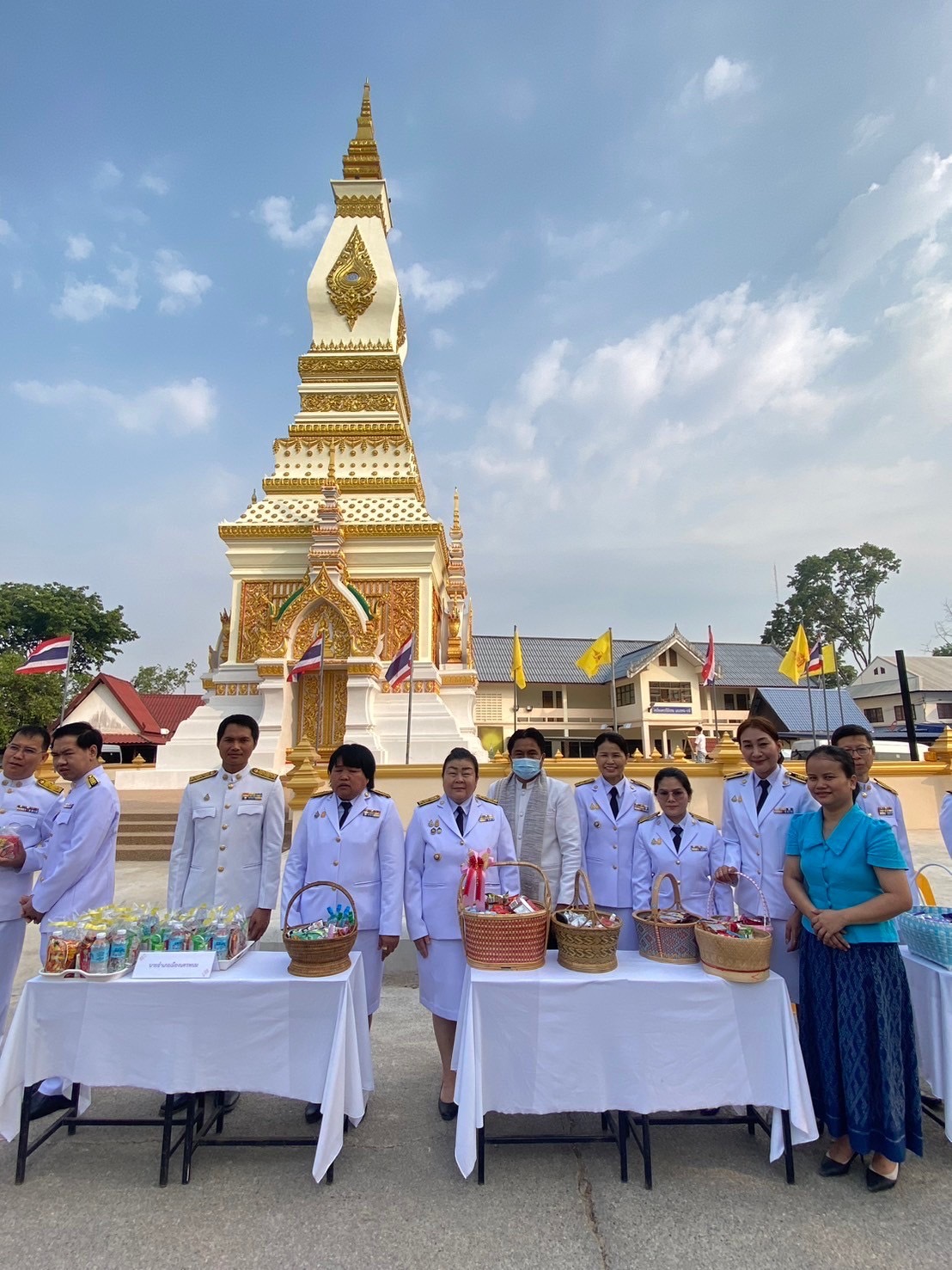 พช.นครพนม   ร่วมพิธีเจริญพระพุทธมนต์และพิธีทำบุญตักบาตร เฉลิมพระเกียรติสมเด็จพระเจ้าลูกยาเธอ เจ้าฟ้าทีปังกรรัศมีโชติ มหาวชิโรตตมางกูร สิริวิบูลยราชกุมาร เนื่องในโอกาสวันคล้ายวันประสูติ 29 เมษายน 2567