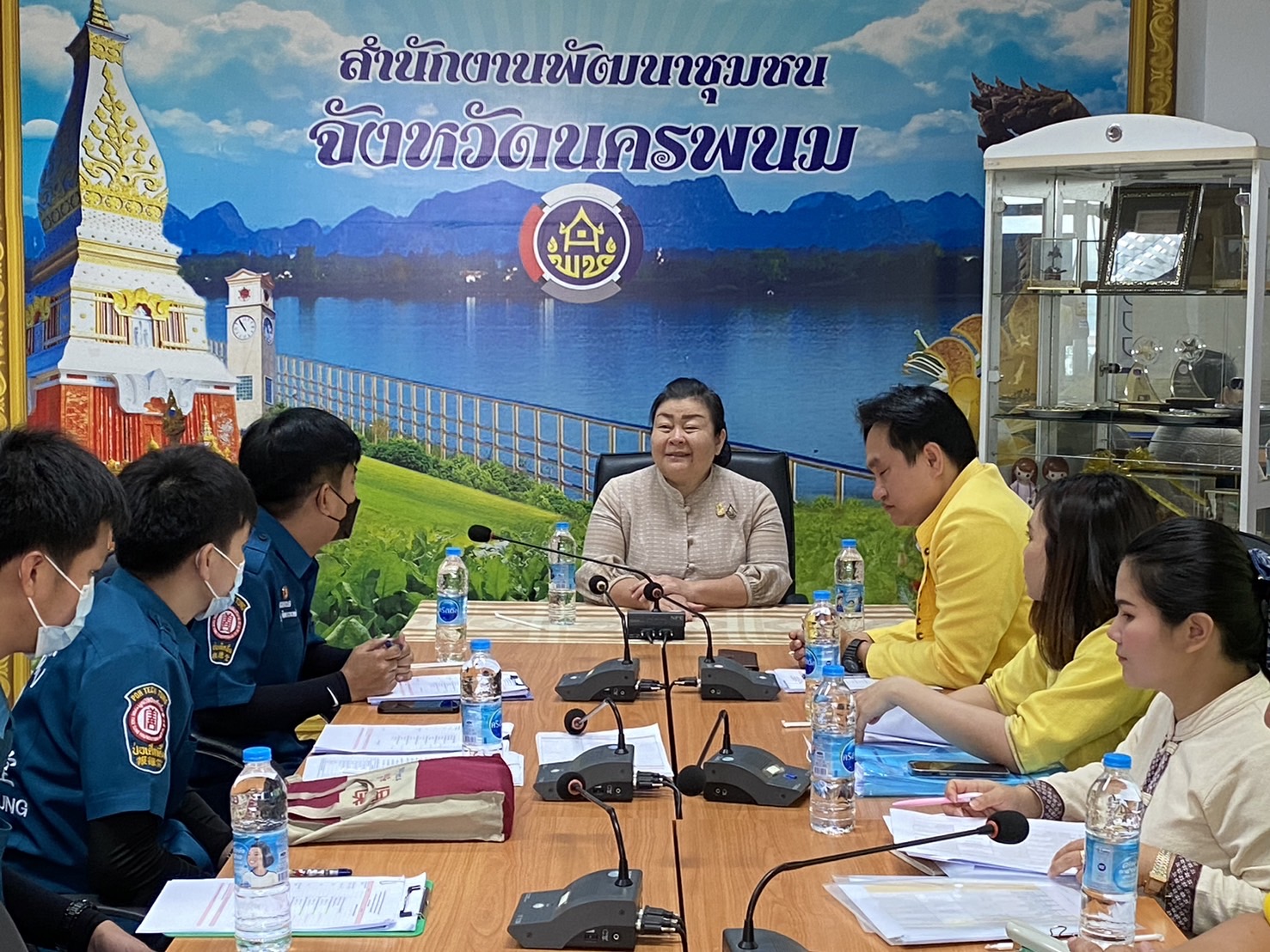 จังหวัดนครพนม   ร่วมกับ กรมการพัฒนาชุมชน และมูลนิธิป่อเต็กตึ๊ง ลงพื้นที่เก็บข้อมูลครัวเรือนเป้าหมาย ในการแก้ไขปัญหาความยากจนเชิงบูรณาการ ในพื้นที่จังหวัดนครพนม