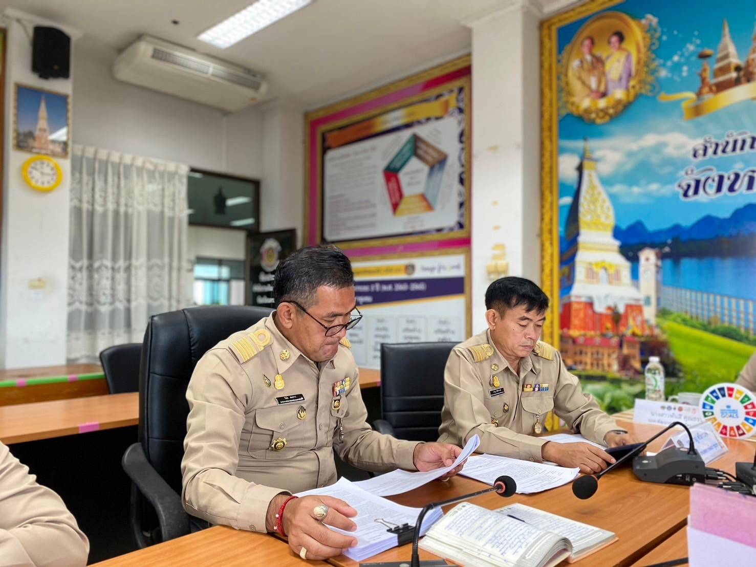 พช.นครพนม   ร่วมประชุมเสริมสร้างความรู้ความเข้าใจเกี่ยวกับแนวทางการดำเนินงานกิจกรรม/โครงการภายใต้ความรับผิดชอบของสำนักเสริมสร้างความเข้มแข็งชุมชน ผ่านระบบอิเล็กทรอนิกส์ (Cisco Webex Meetings)