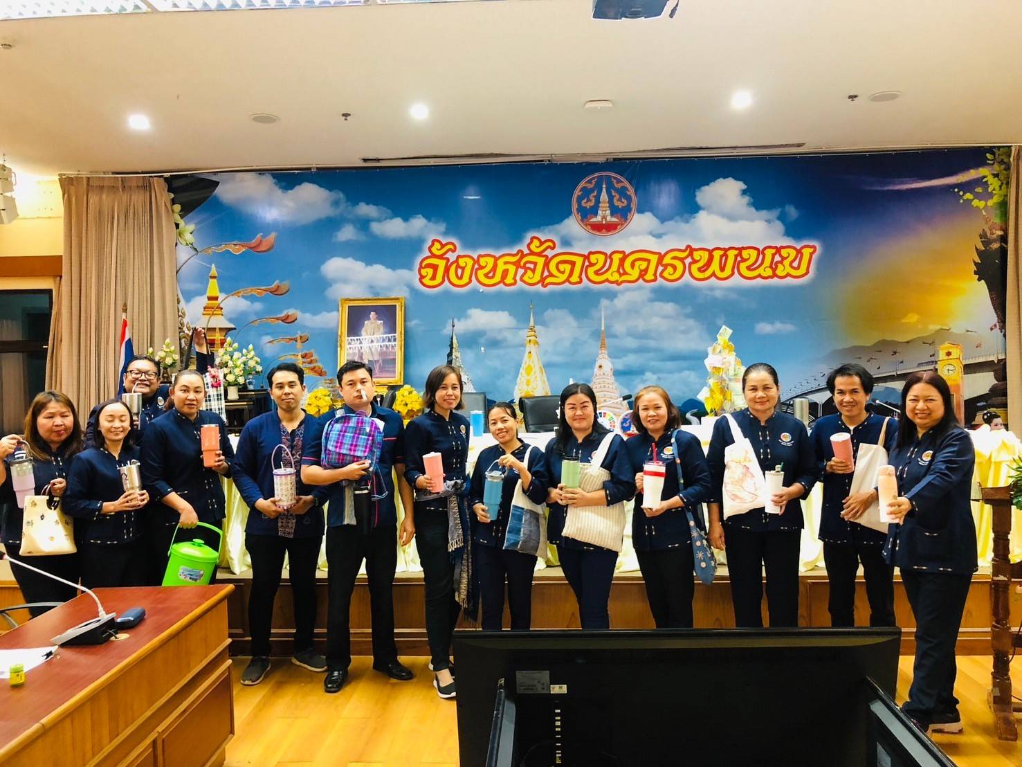 พช.นครพนม   ประชุมชี้แจงแนวทางการดำเนินงานการปฏิบัติราชการ กรอบการประเมินผลการปฏิบัติราชการของข้าราชการสำนักงานพัฒนาชุมชนจังหวัดนครพนม ประจำปี 2567 และประชุมผู้อำนวยการกลุ่มงาน พัฒนาการอำเภอ นักวิชาการและเจ้าหน้าที่พัฒนาชุมชนจังหวัดนครพนม ครั้งที่ 5/2567 ประจำเดือนพฤษภาคม 2567