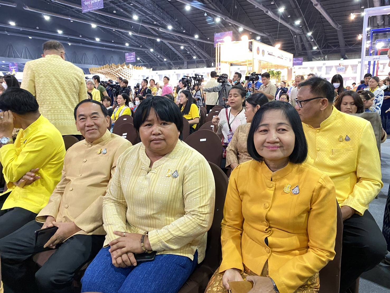 นครพนม   ร่วมเปิดงาน OTOP Midyear 2024 “หลากหลายผลิตภัณฑ์ สีสันภูมิปัญญาไทย” สุดยิ่งใหญ่อลังการ