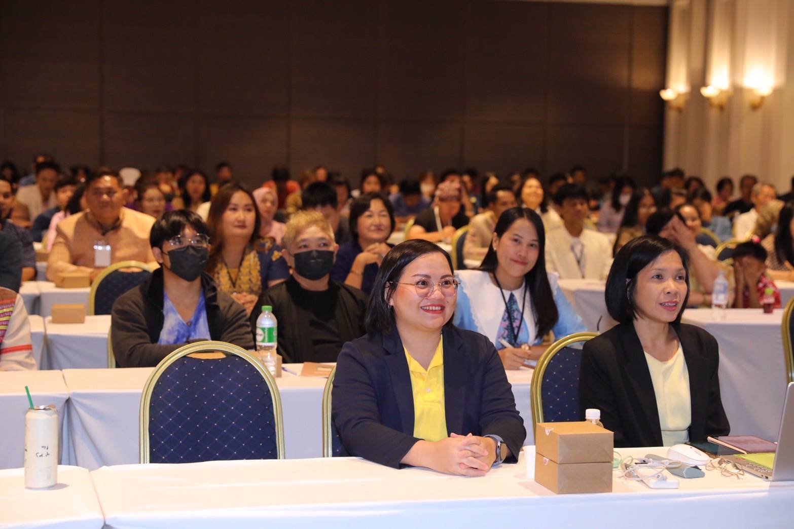 พช.นครพนม   ร่วมการประชุมเชิงปฏิบัติการด้านการประเมินฟุตพริ้นท์ของผ้าไทย