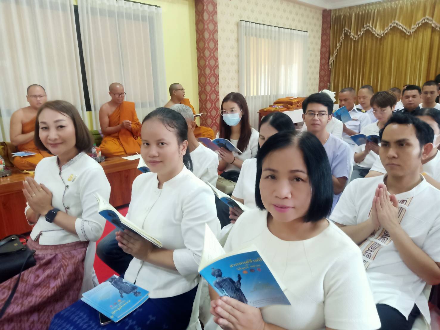 พช.นครพนม   ร่วมพิธีเจริญพระพุทธมนต์ เจริญจิตภาวนาถวายเป็นพระกุศลและถวายพระพรแด่ สมเด็จพระสังฆราช เนื่องในโอกาสฉลองพระชนมายุ 97 พรรษา