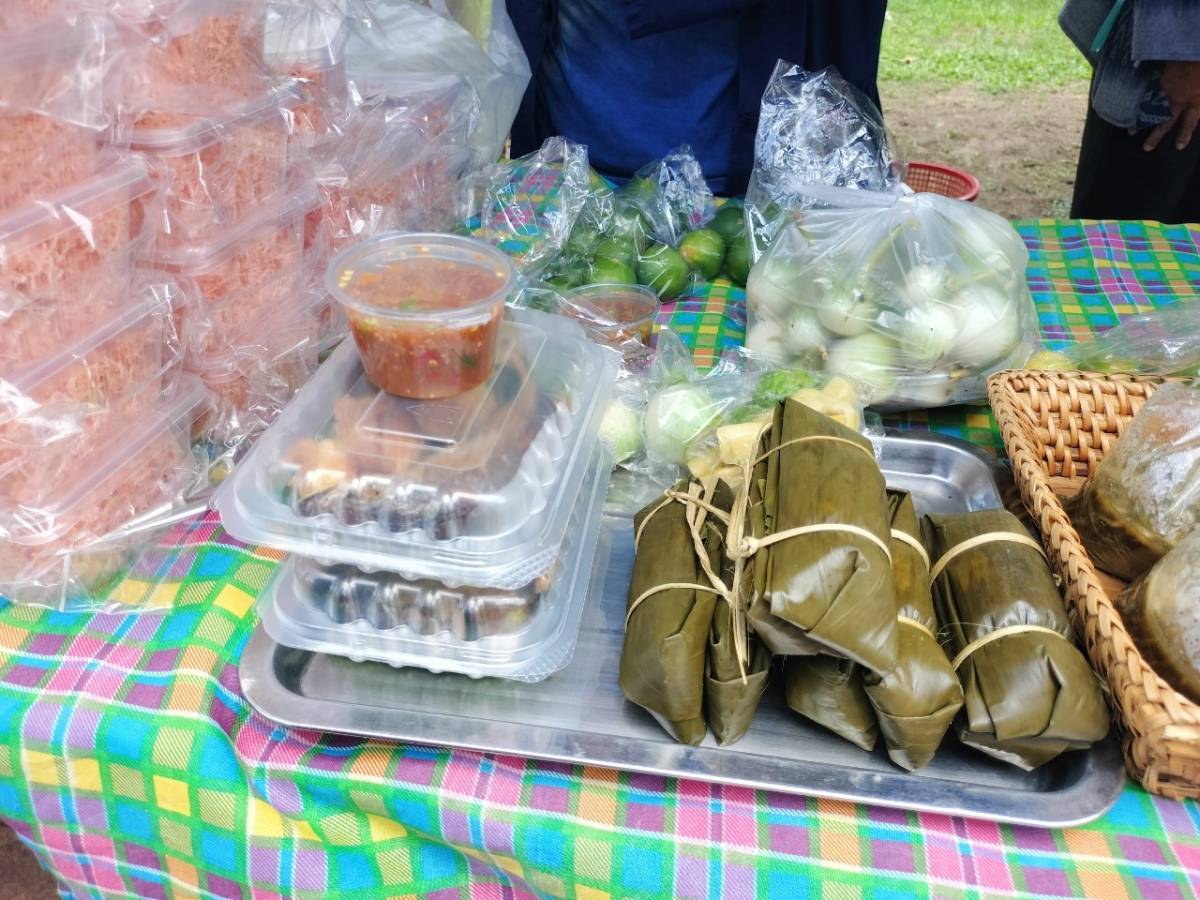 นครพนม   จัดแสดงและจำหน่ายผลผลิต โคก หนอง นา “ตลาดนัดโคก หนอง นา และอาหารปลอดภัย” สู่ความยั่งยืน