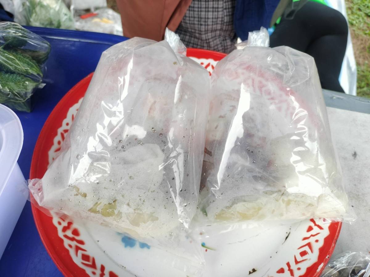 นครพนม   จัดแสดงและจำหน่ายผลผลิต โคก หนอง นา “ตลาดนัดโคก หนอง นา และอาหารปลอดภัย” สู่ความยั่งยืน