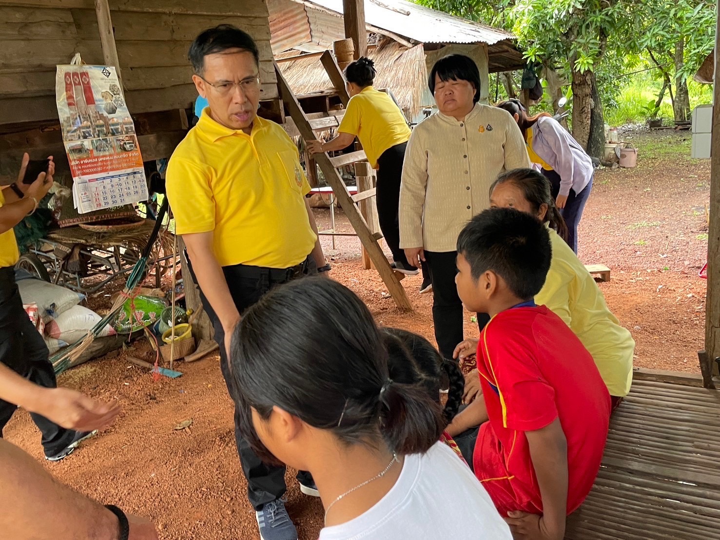 พช.นครพนม   ร่วมประกอบพิธีถวายเครื่องราชสักการะและวางพานพุ่ม จุดเทียนชัยถวายพระพรชัยมงคล เฉลิมพระเกียรติสมเด็จพระนางเจ้าฯ พระบรมราชินี เนื่องในโอกาสวันเฉลิมพระชนมพรรษา 3 มิถุนายน 2567