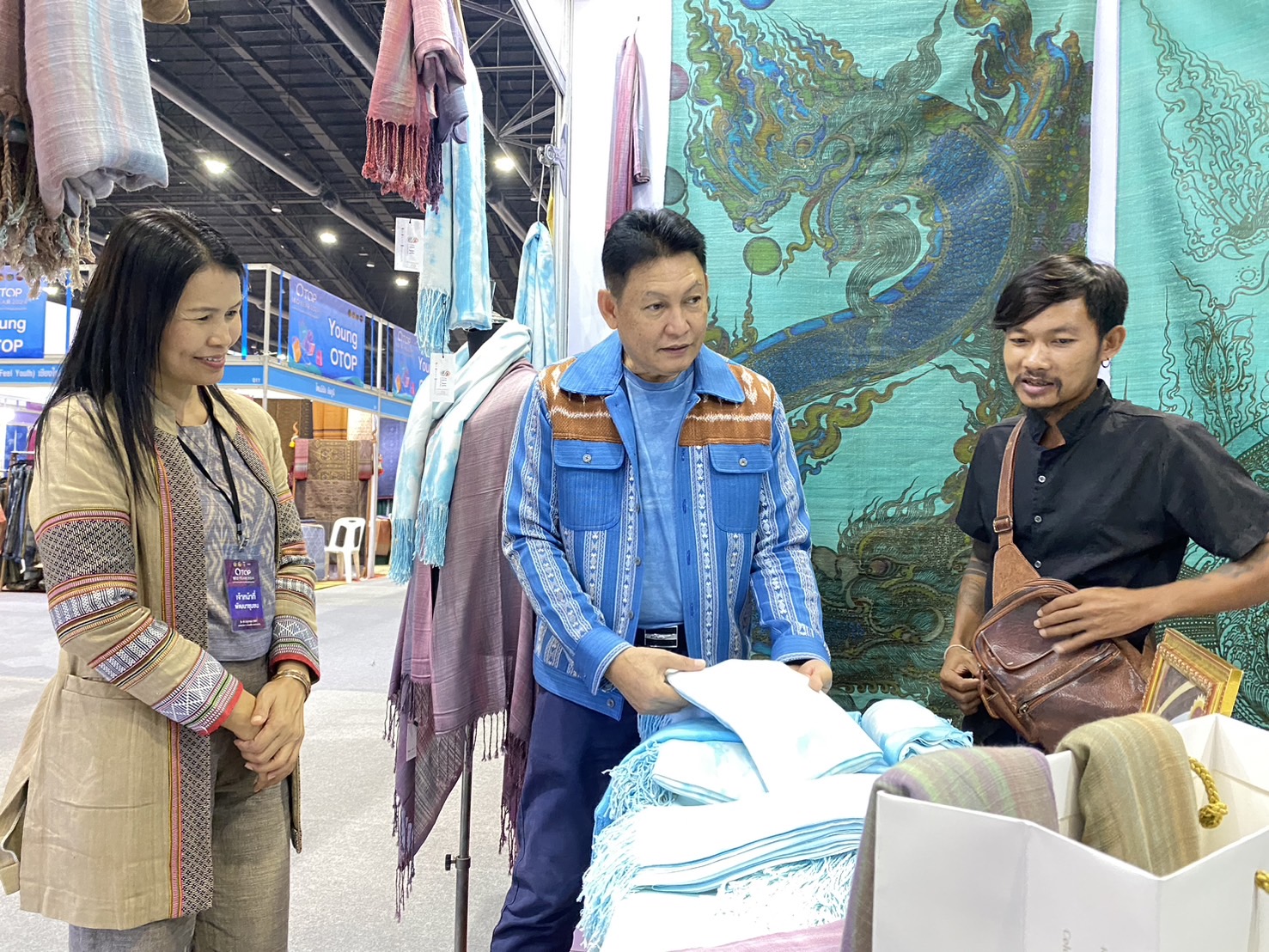 เริ่มแล้ว งาน OTOP Midyear 2024   “หลากหลายผลิตภัณฑ์ สีสันภูมิปัญญาไทย”