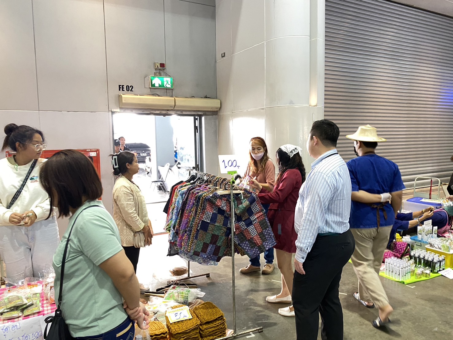 OTOP นครพนม ร่วมจำหน่ายในงาน OTOP Midyear 2024 “หลากหลายผลิตภัณฑ์ สีสันภูมิปัญญาไทย”
