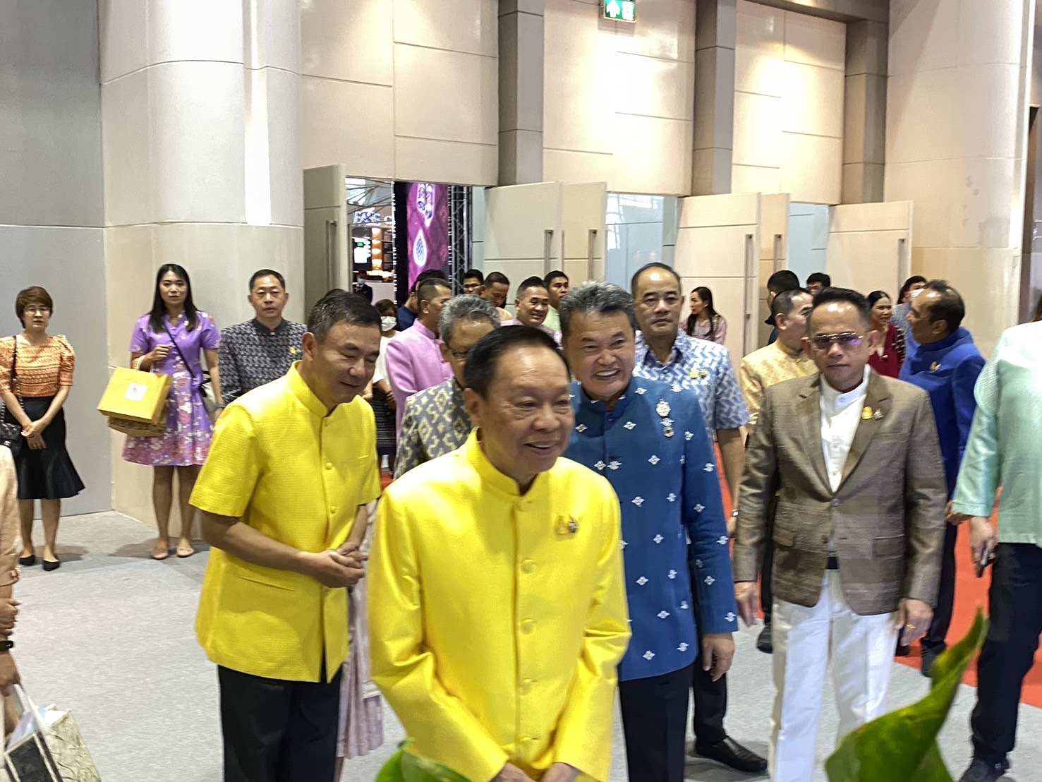 OTOP นครพนม   ร่วมจำหน่ายในงาน OTOP Midyear 2024 “หลากหลายผลิตภัณฑ์ สีสันภูมิปัญญาไทย”