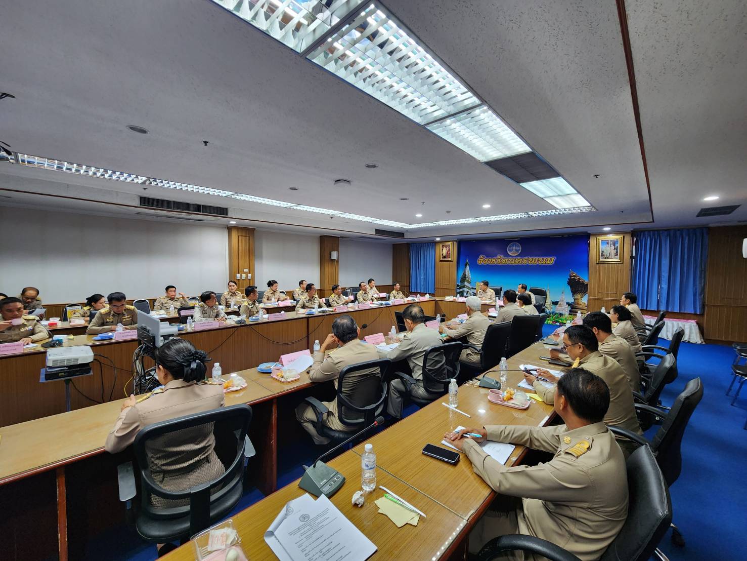 พช.นครพนม   ร่วมประชุมหัวหน้าส่วนมหาดไทย นายอำเภอ ขับเคลื่อนการพัฒนา และดูแลความเป็นอยู่ของประชาชน