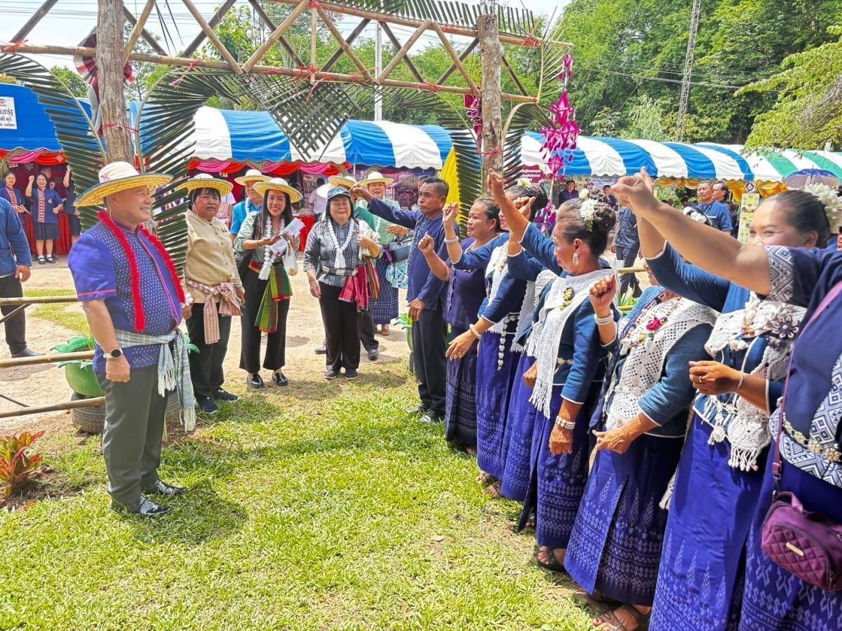 นครพนม   ลงพื้นที่คัดสรรกิจกรรมพัฒนาชุมชนดีเด่น ประจำปี 2567