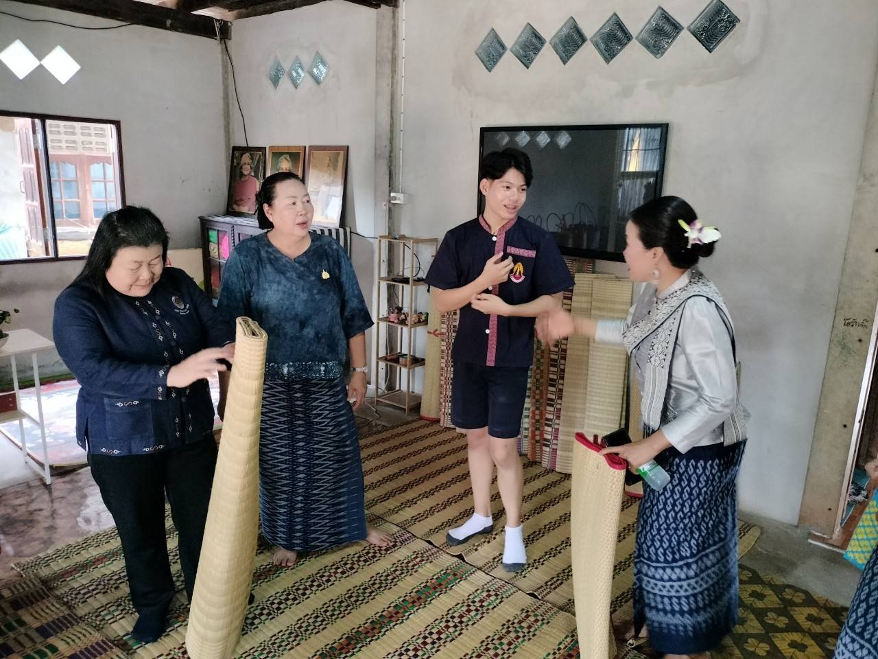 นครพนม   ลงพื้นที่คัดสรรกิจกรรมพัฒนาชุมชนดีเด่น ประจำปี 2567