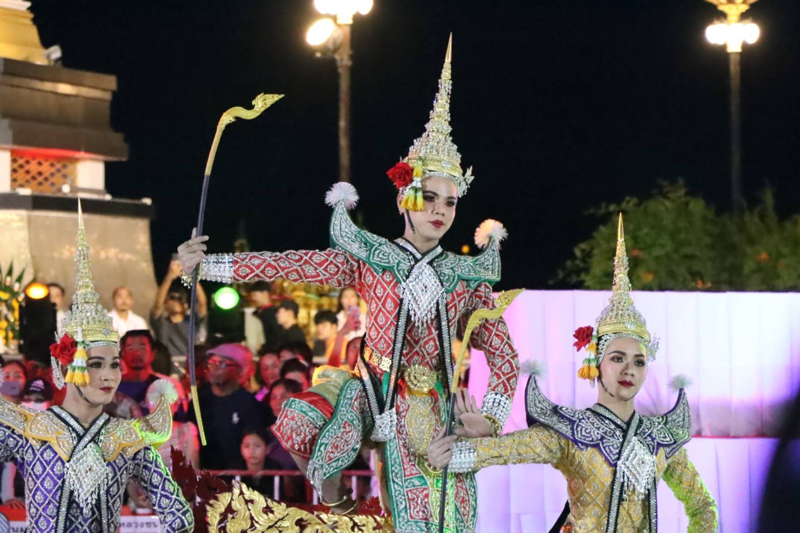 นครพนม   เปิดงานบวงสรวงพญาศรีสัตตนาคราช ประจำปี 2567 อย่างยิ่งใหญ่อลังการ