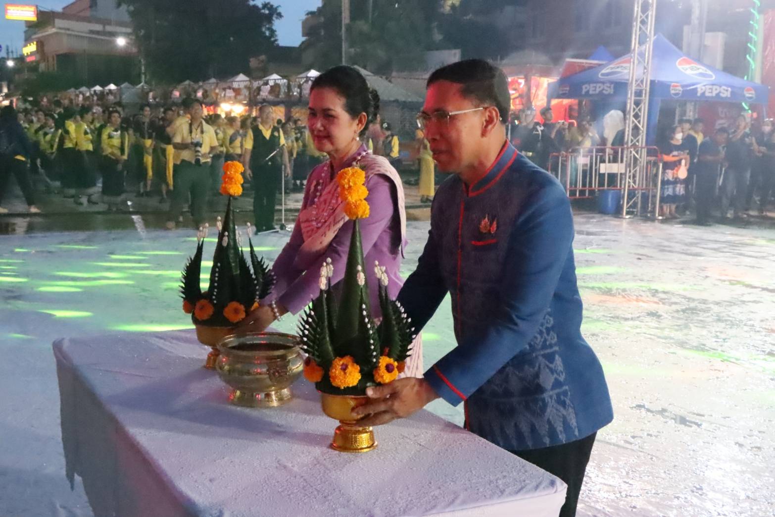 พช.นครพนม   ร่วมพิธีรวมพลคนเกิดวันจันทร์ วันที่สองของงาน บวงสรวงพญาศรีสัตตนาคราช ประจำปี 2567