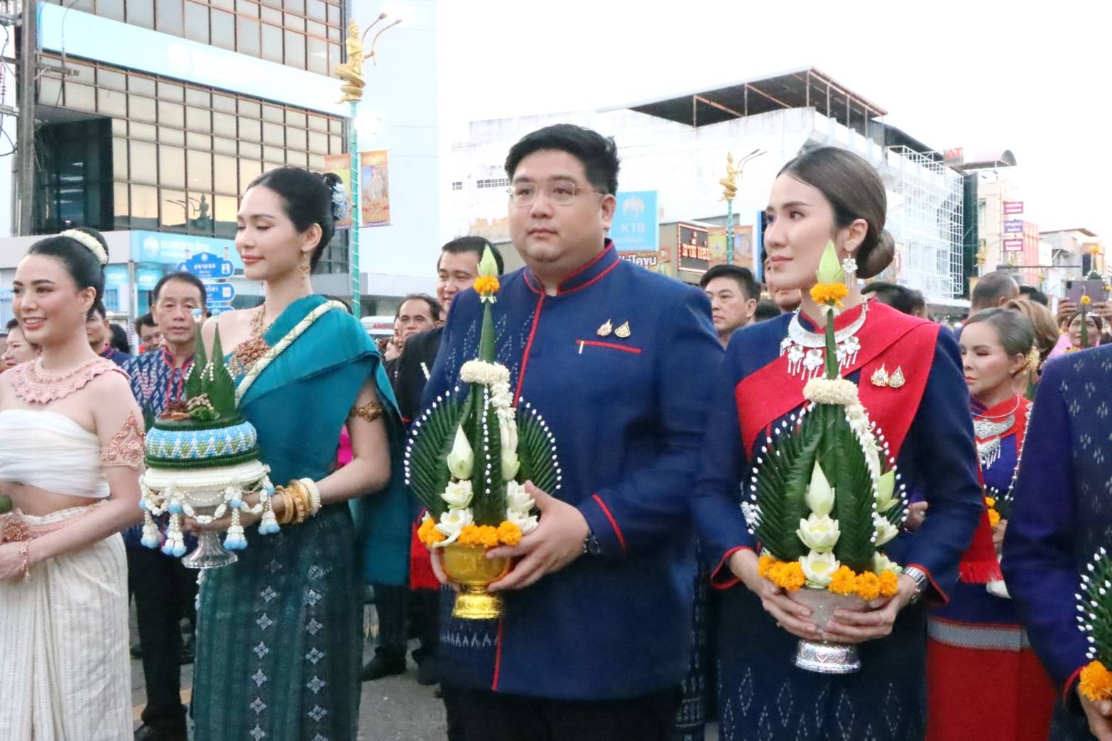 พช.นครพนม   ร่วมพิธีรวมพลคนเกิดวันพฤหัสบดี วันที่ห้าของงานบวงสรวงพญาศรีสัตตนาคราช ประจำปี 2567