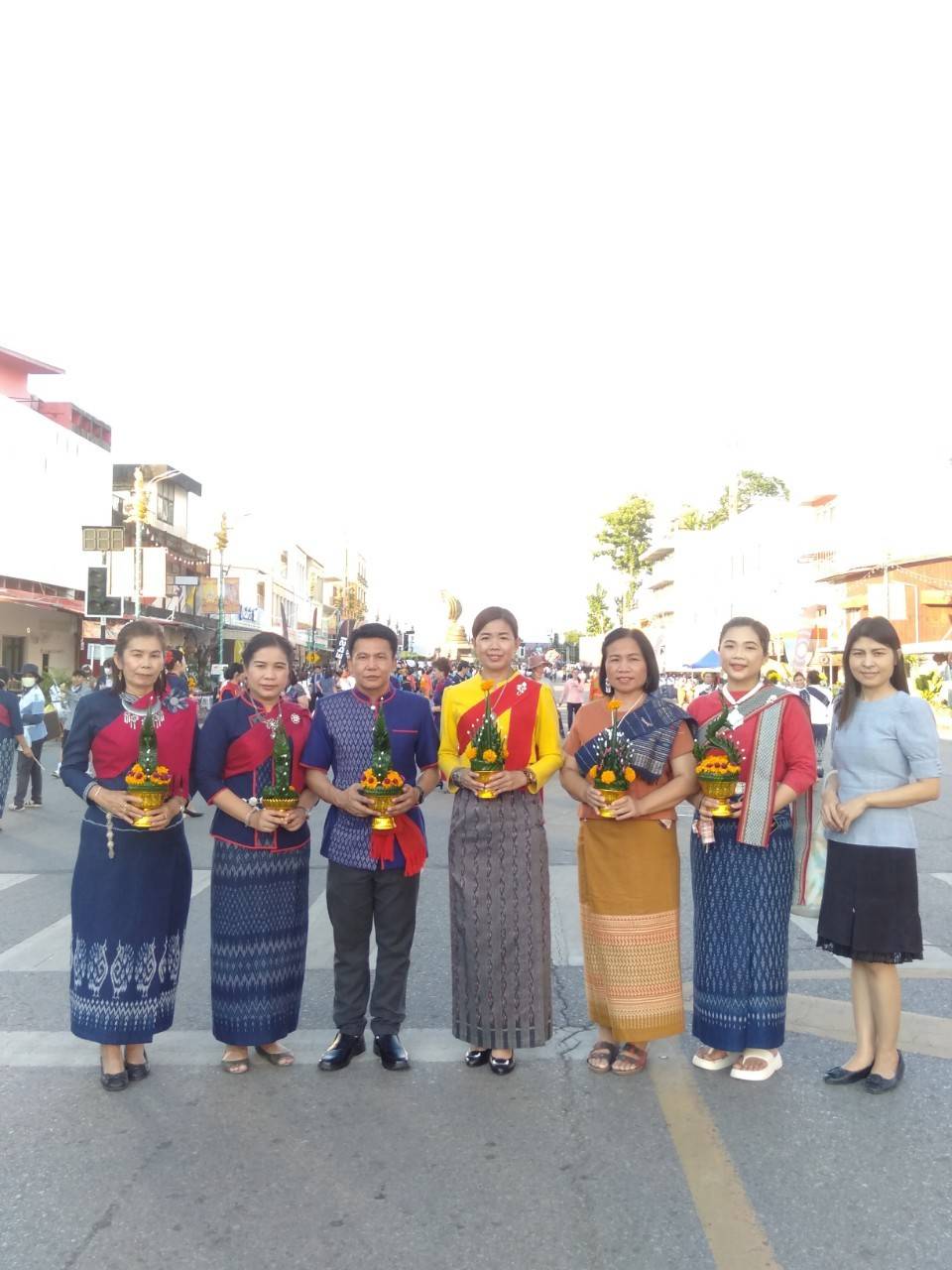 พช.นครพนม   ร่วมพิธีรวมพลคนเกิดวันพฤหัสบดี วันที่ห้าของงานบวงสรวงพญาศรีสัตตนาคราช ประจำปี 2567
