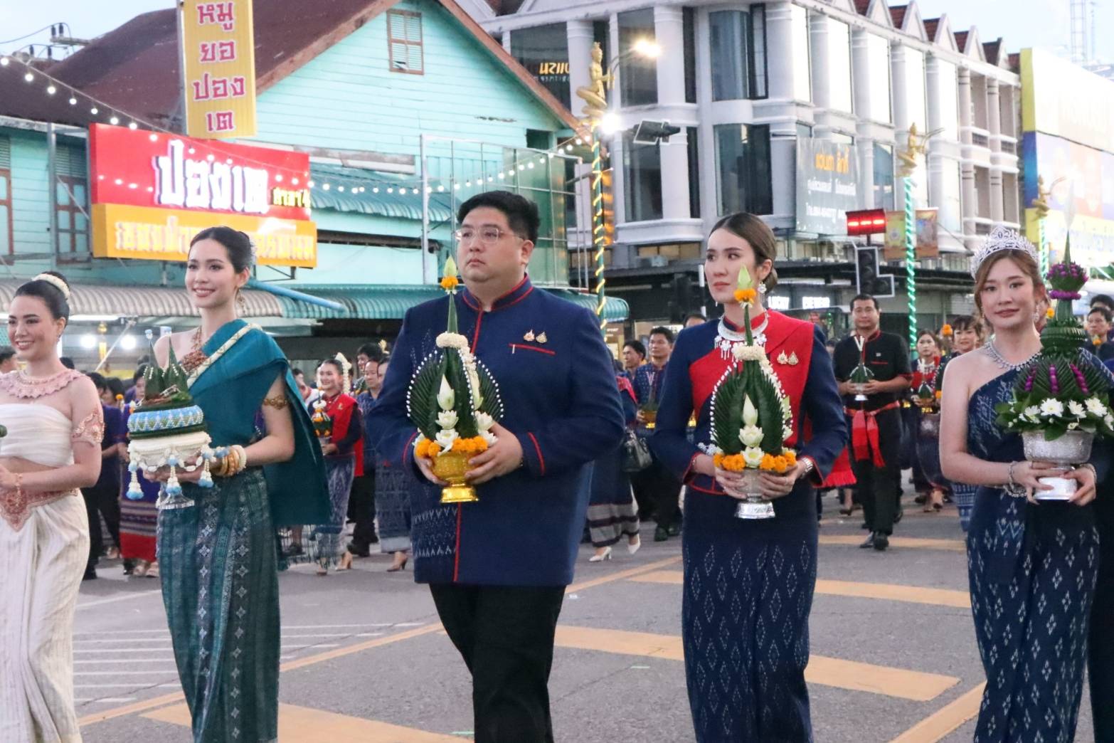 พช.นครพนม   ร่วมพิธีรวมพลคนเกิดวันพฤหัสบดี วันที่ห้าของงานบวงสรวงพญาศรีสัตตนาคราช ประจำปี 2567