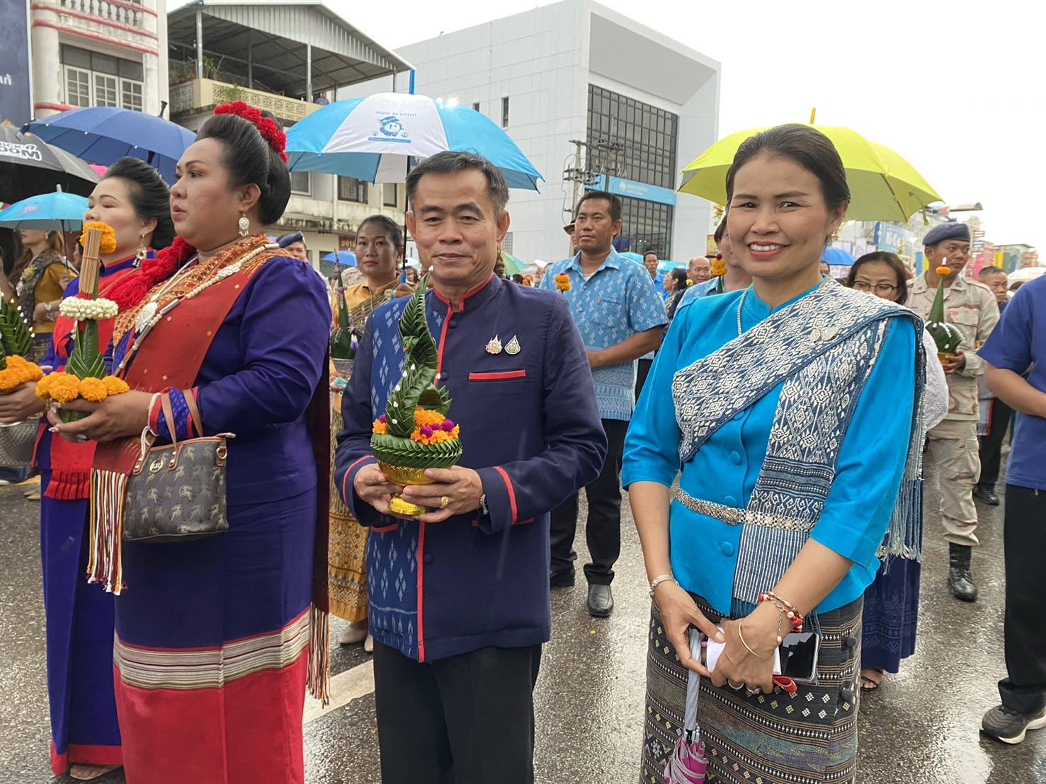 พช.นครพนม   ร่วมกิจกรรมรวมพลคนเกิดวันศกร์ ในงานบวงสรวงพญาศรีสัตตนาคราช ประจำปี 2567
