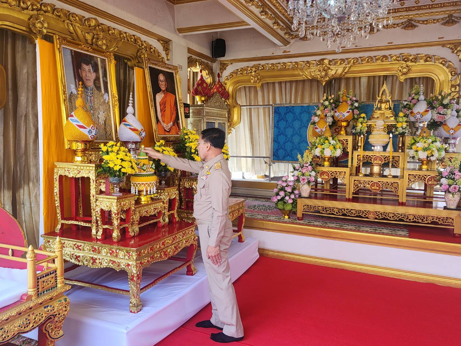 ผู้ว่าฯ นครพนม   เป็นประธานในพิธีปลงผมนาค ตามโครงการบรรพชาอุปสมบทเฉลิมพระเกียรติพระบาทสมเด็จพระเจ้าอยู่หัว เนื่องในโอกาสพระราชพิธีมหามงคลเฉลิมพระชนมพรรษา 6 รอบ 28 กรกฎาคม 2567