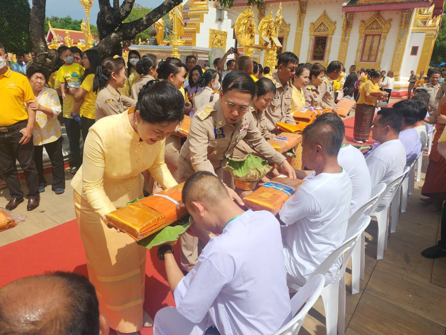 ผู้ว่าฯ นครพนม   เป็นประธานในพิธีปลงผมนาค ตามโครงการบรรพชาอุปสมบทเฉลิมพระเกียรติพระบาทสมเด็จพระเจ้าอยู่หัว เนื่องในโอกาสพระราชพิธีมหามงคลเฉลิมพระชนมพรรษา 6 รอบ 28 กรกฎาคม 2567
