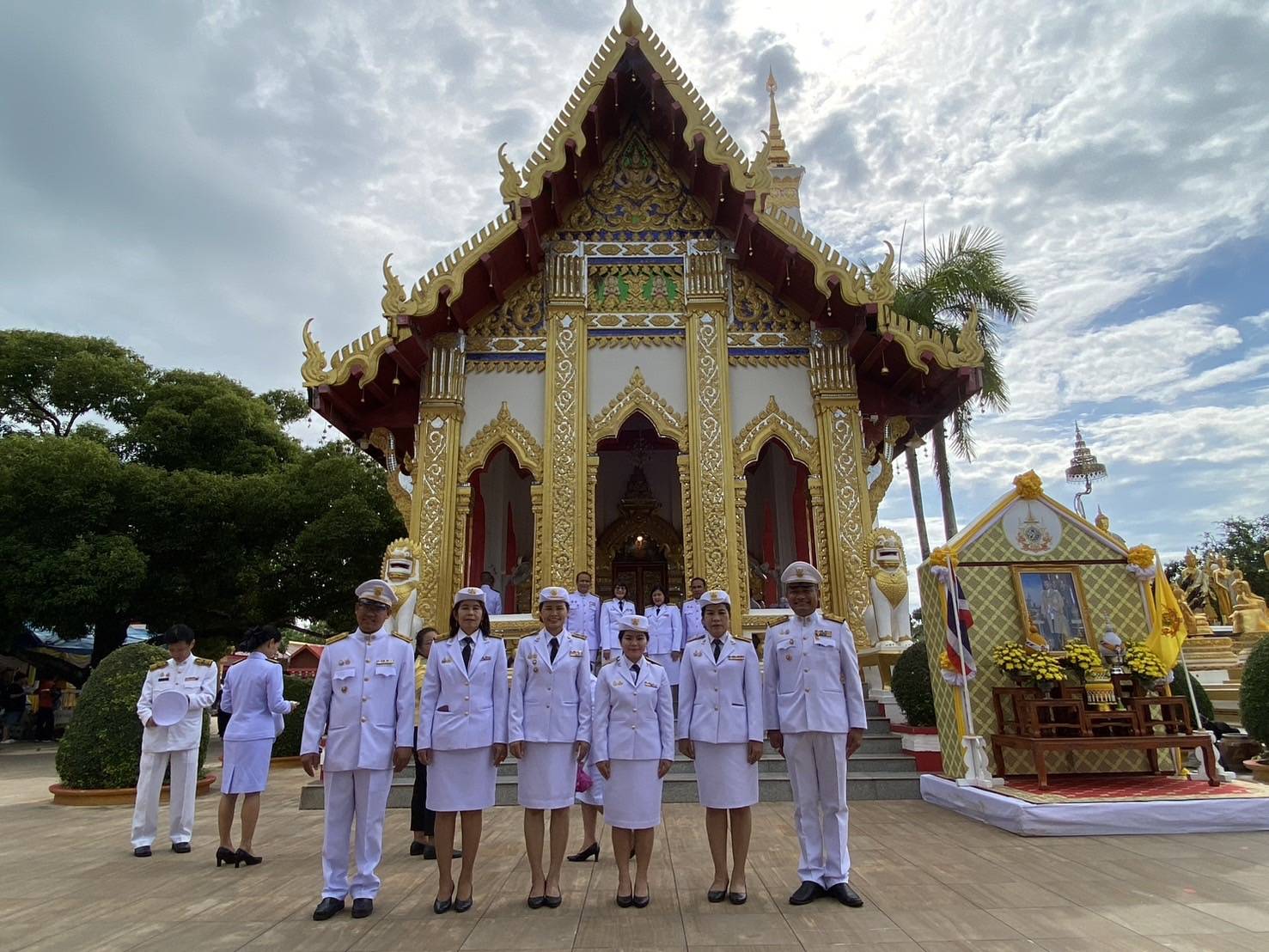 ผู้ว่าฯ นครพนม   เชิญคันโทน้ำพระพุทธมนต์ศักดิ์สิทธิ์ เนื่องในโอกาสพระราชพิธีมหามงคลเฉลิมพระชนมพรรษา 6 รอบ 28 กรกฎาคม 2567 ไปเก็บรักษาไว้ที่กระทรวงมหาดไทย